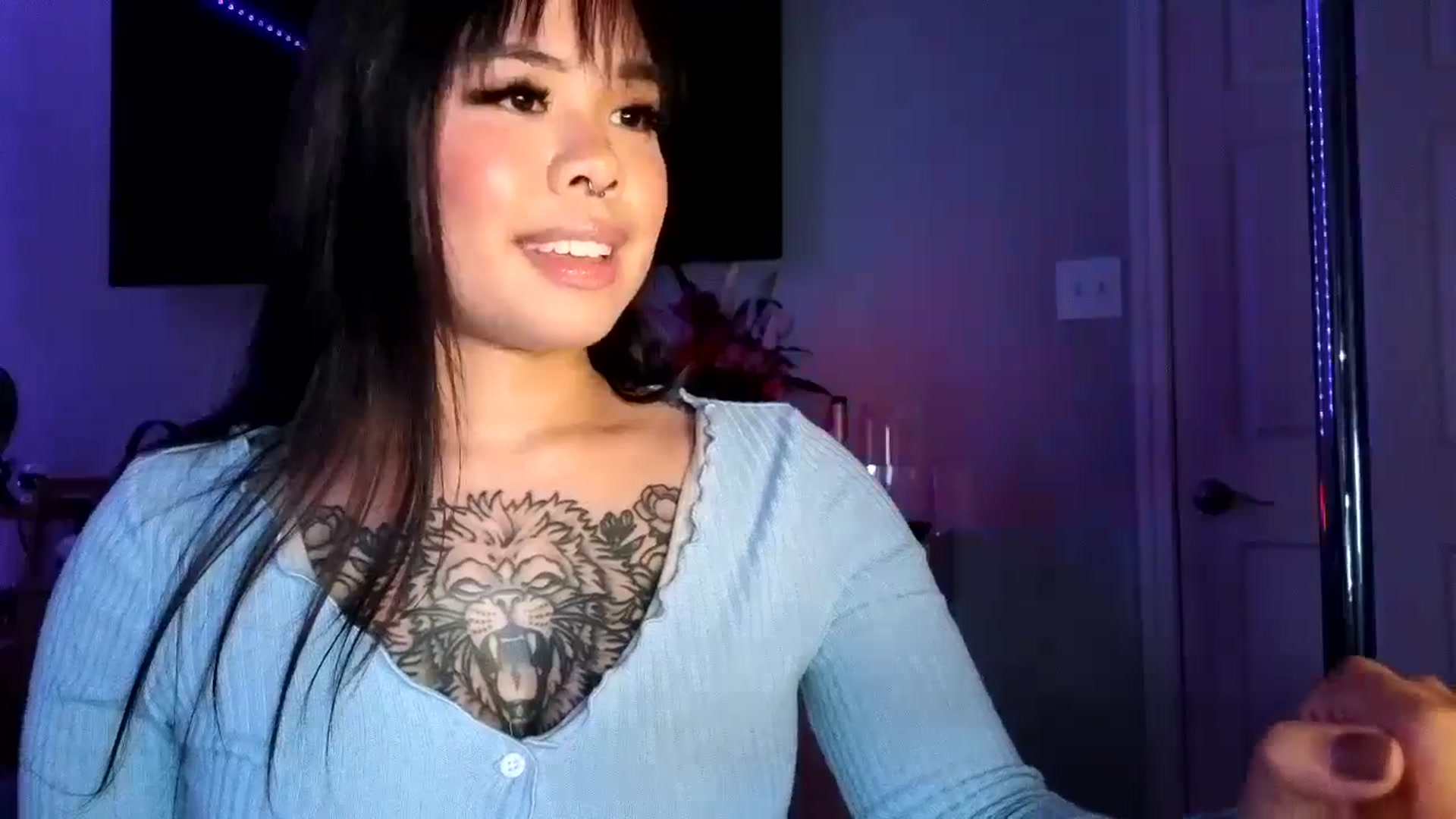 Gallery image thumbnail from dolllface's myfreecams stream on, 11/09/2024, 12:40 image 5 of 20