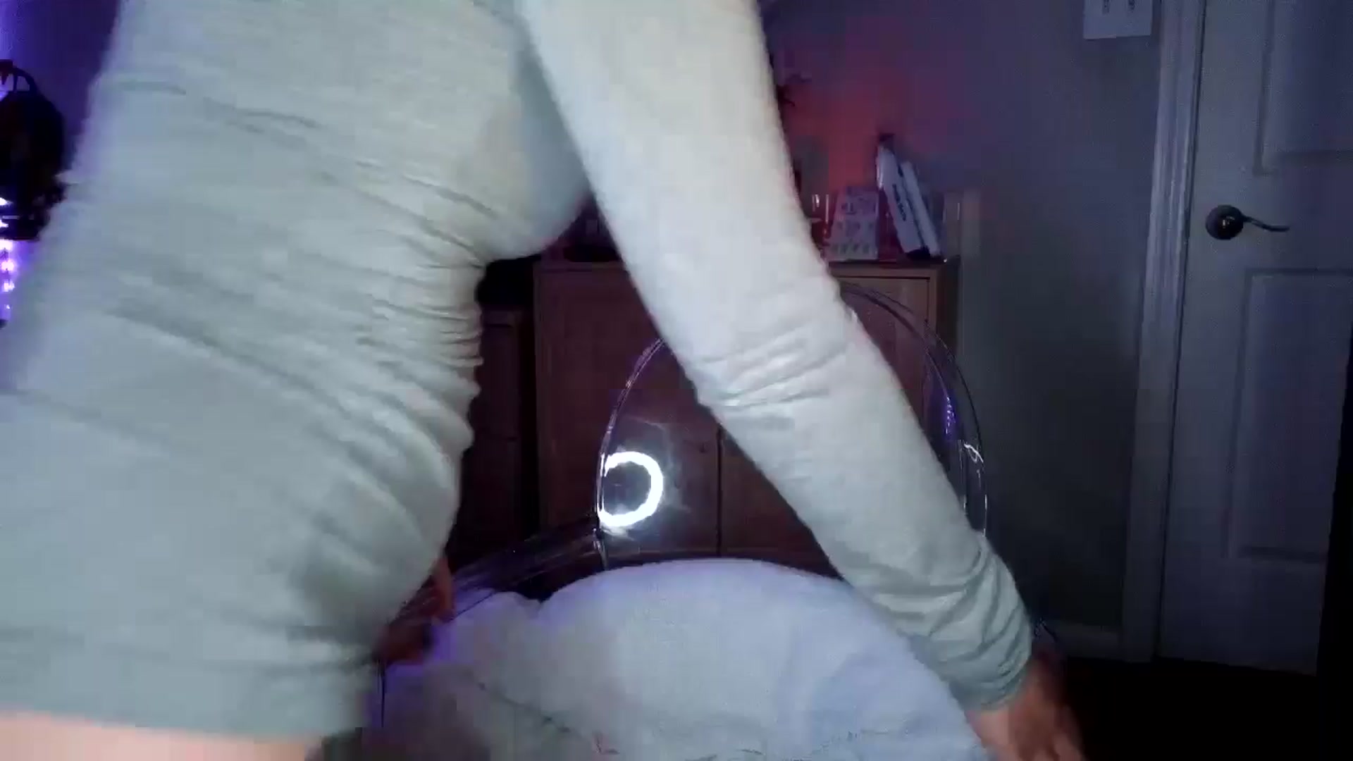 Gallery image thumbnail from dolllface's myfreecams stream on, 11/16/2024, 13:18 image 1 of 20