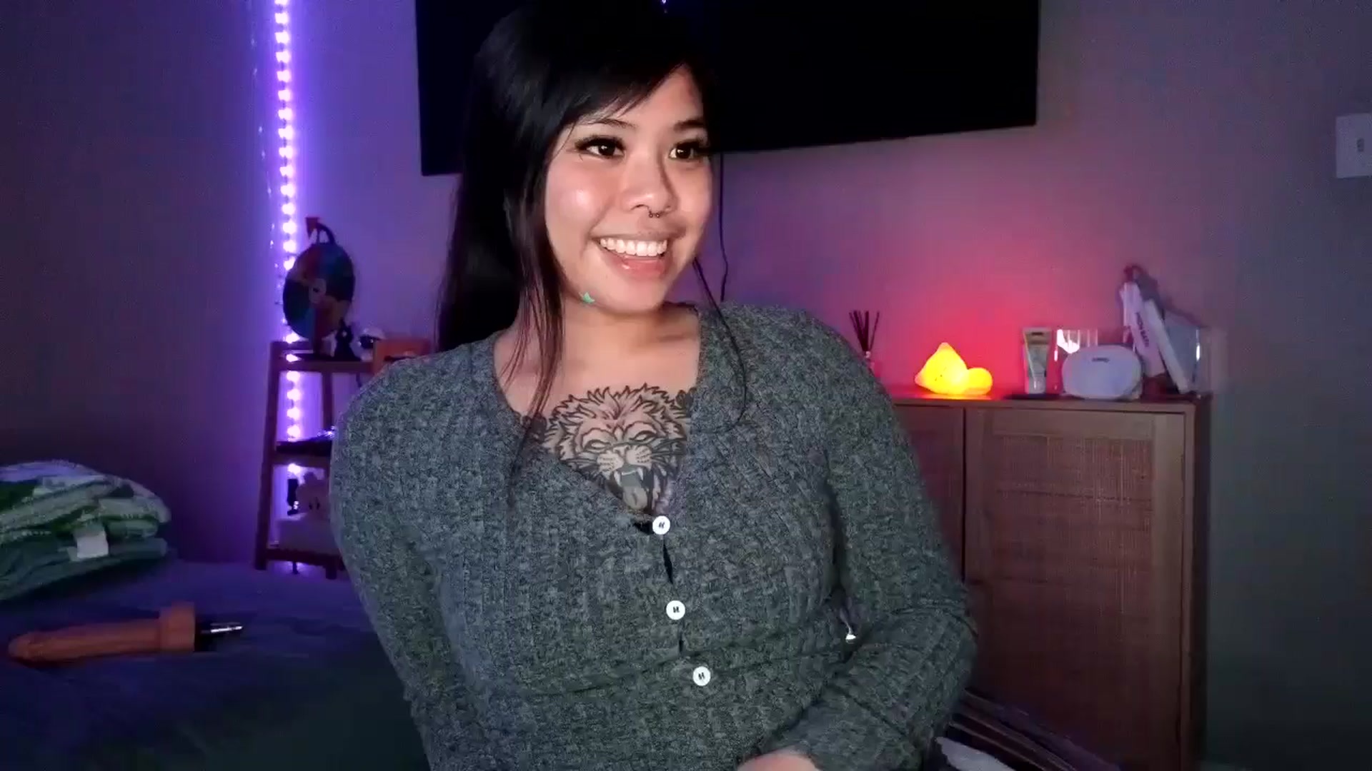 Gallery image thumbnail from dolllface's myfreecams stream on, 11/20/2024, 09:54 image 6 of 20