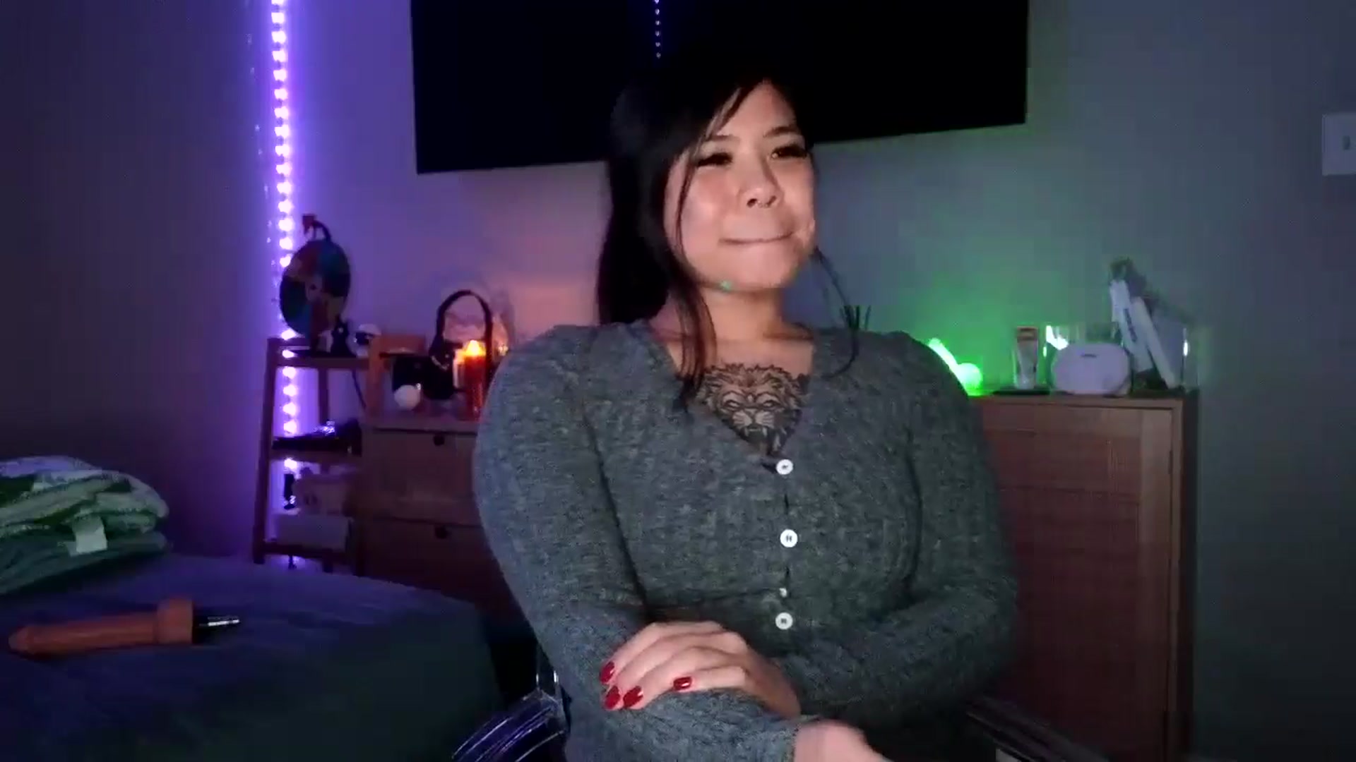 Gallery image thumbnail from dolllface's myfreecams stream on, 11/20/2024, 09:54 image 7 of 20