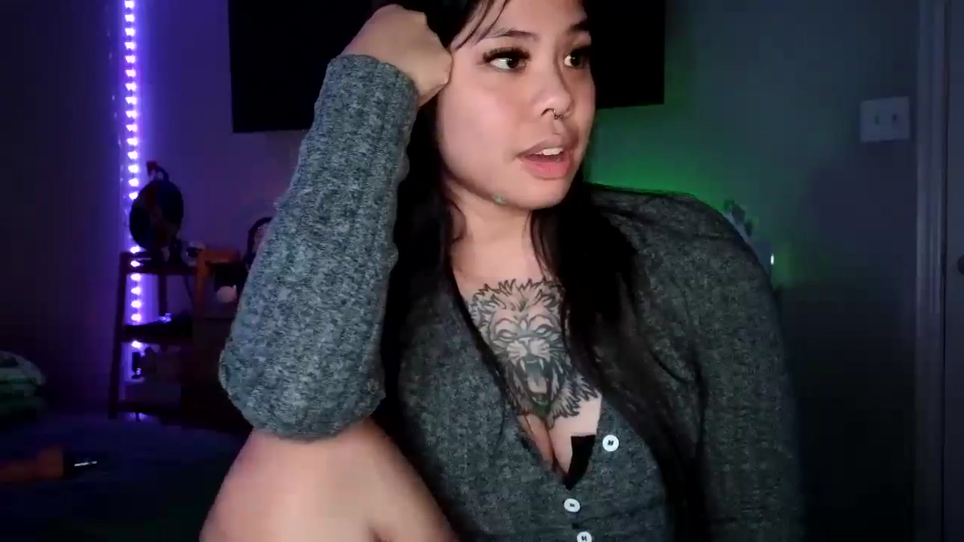 Gallery image thumbnail from dolllface's myfreecams stream on, 11/20/2024, 09:54 image 18 of 20