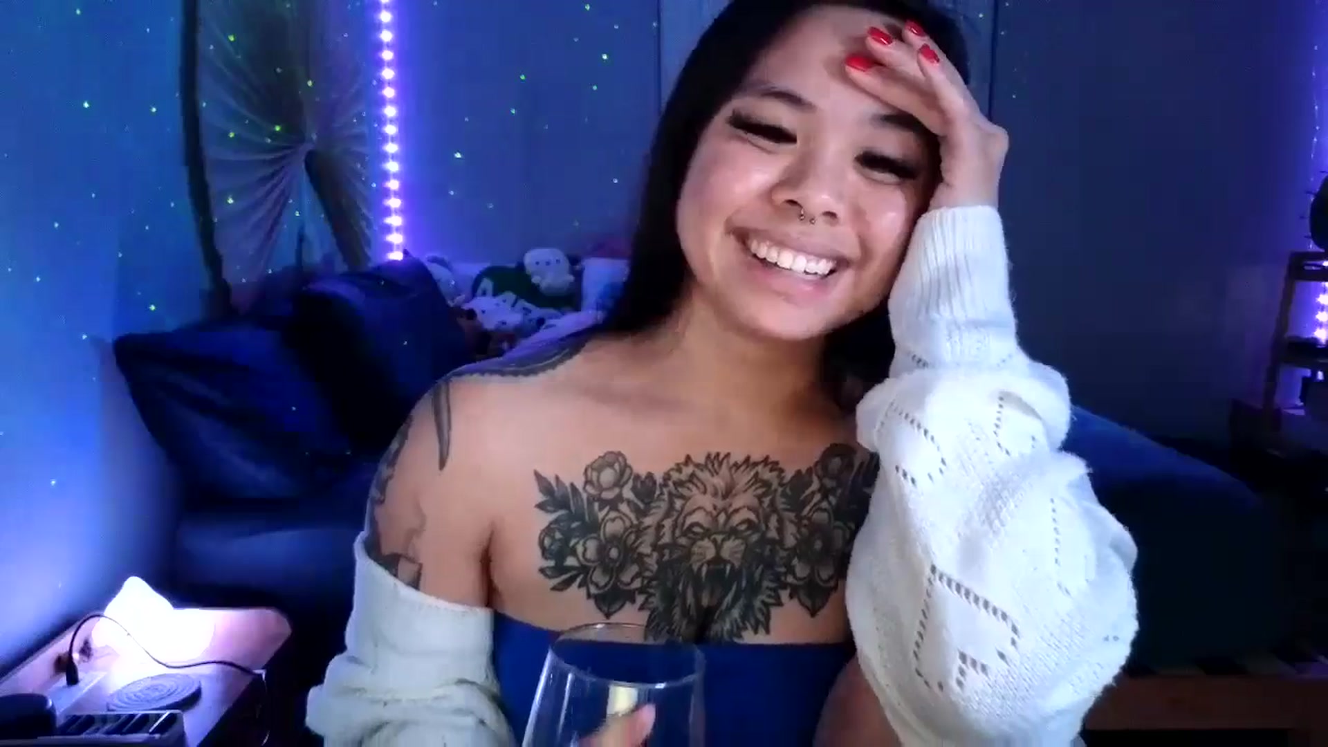 Gallery image thumbnail from dolllface's myfreecams stream on, 12/07/2024, 10:58 image 8 of 20