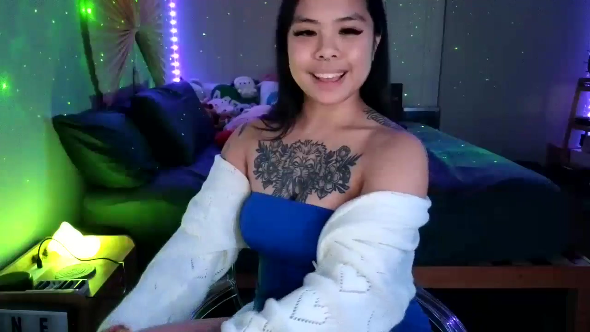 Gallery image thumbnail from dolllface's myfreecams stream on, 12/07/2024, 10:58 image 5 of 20