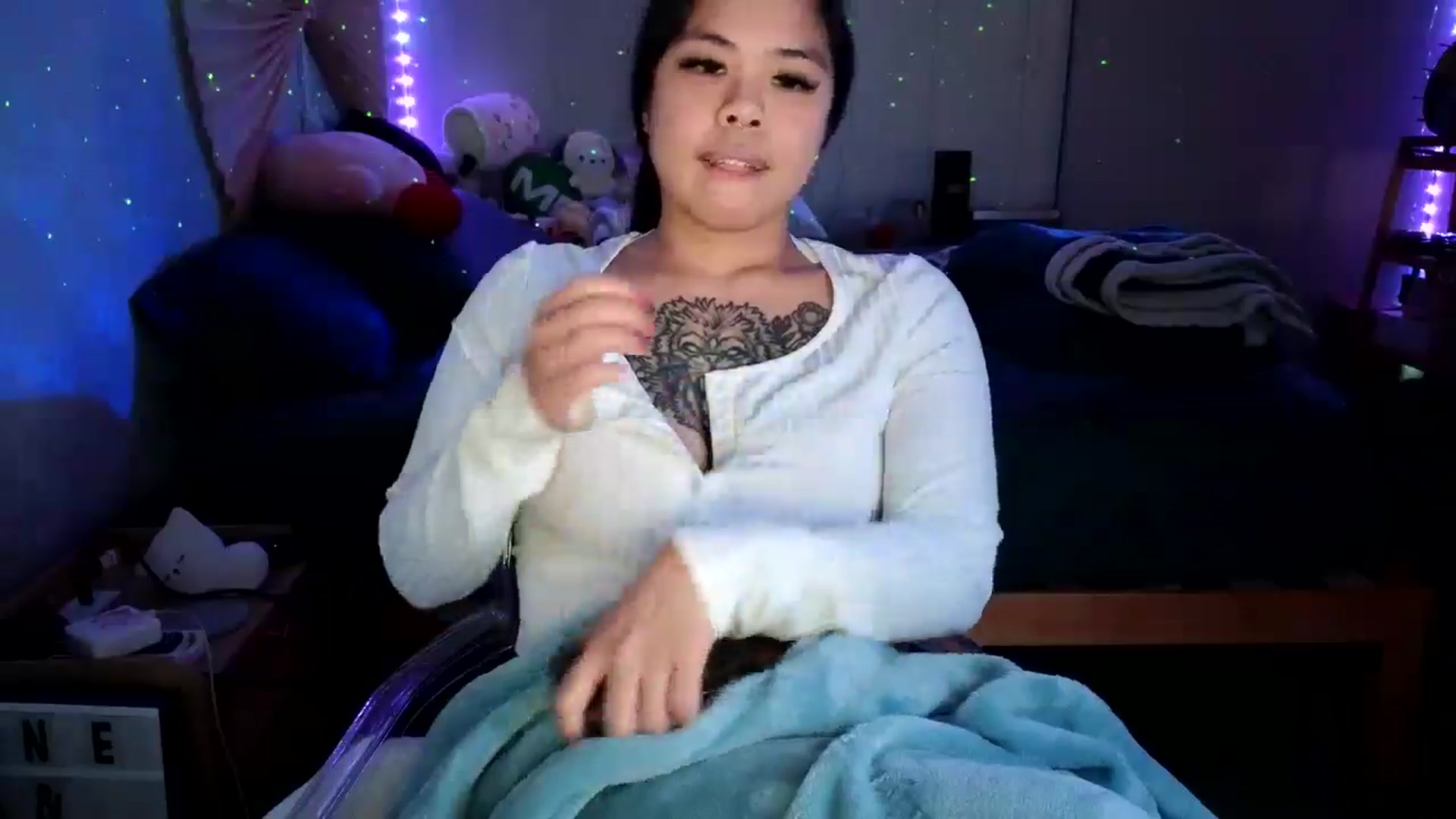 Gallery image thumbnail from dolllface's myfreecams stream on, 12/11/2024, 10:53 image 14 of 20