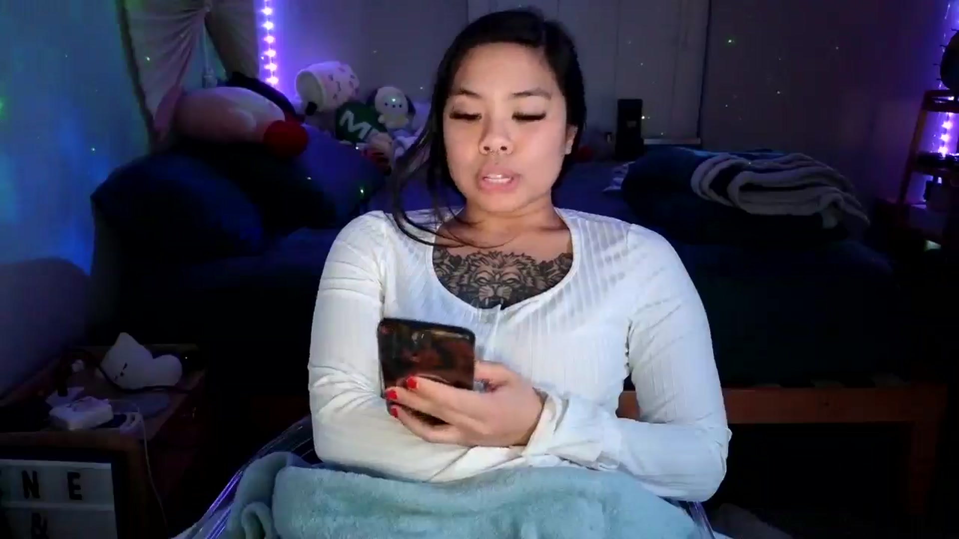 Gallery image thumbnail from dolllface's myfreecams stream on, 12/11/2024, 10:53 image 20 of 20