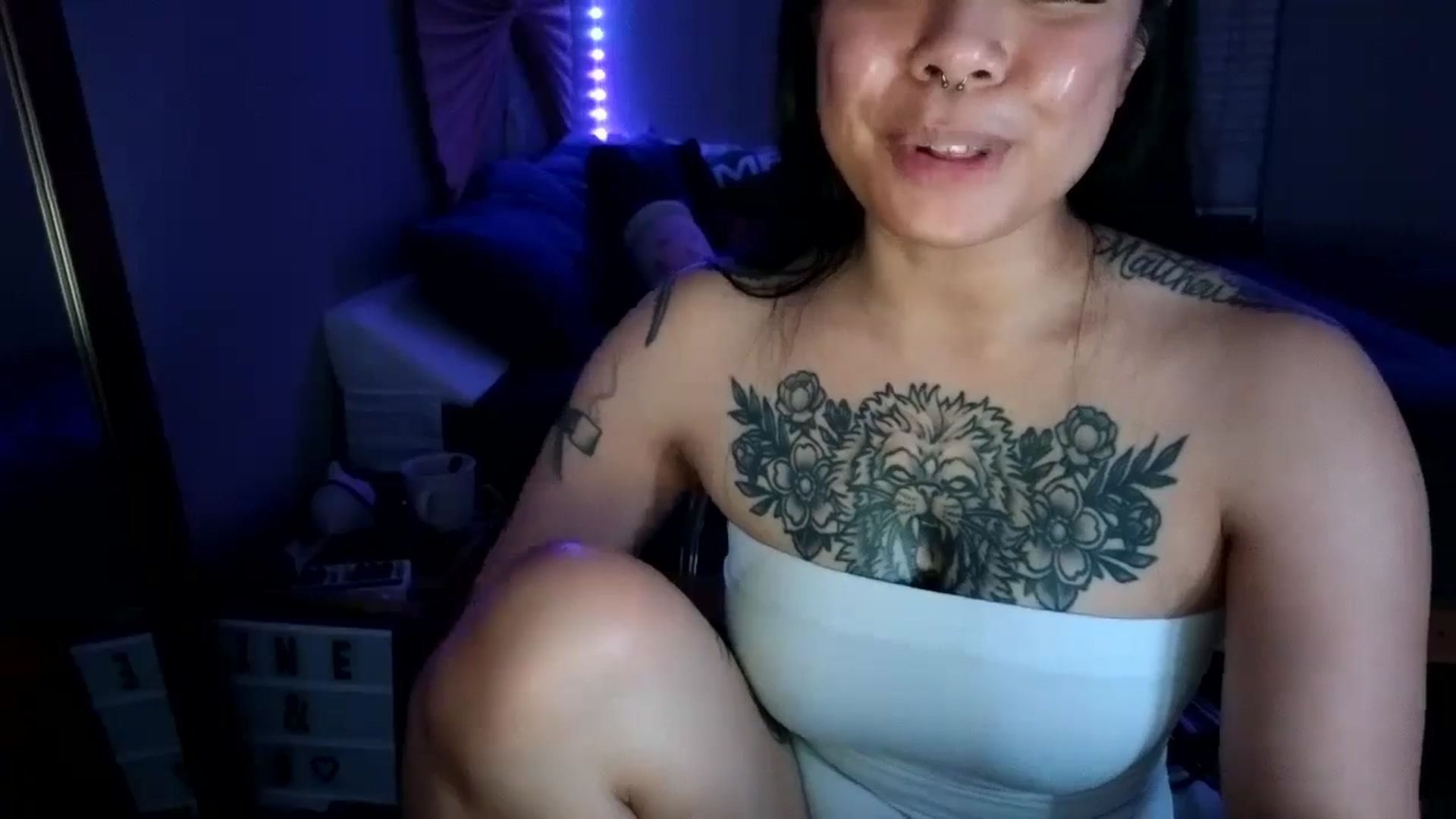 Gallery image thumbnail from dolllface's myfreecams stream on, 12/19/2024, 09:06 image 3 of 20
