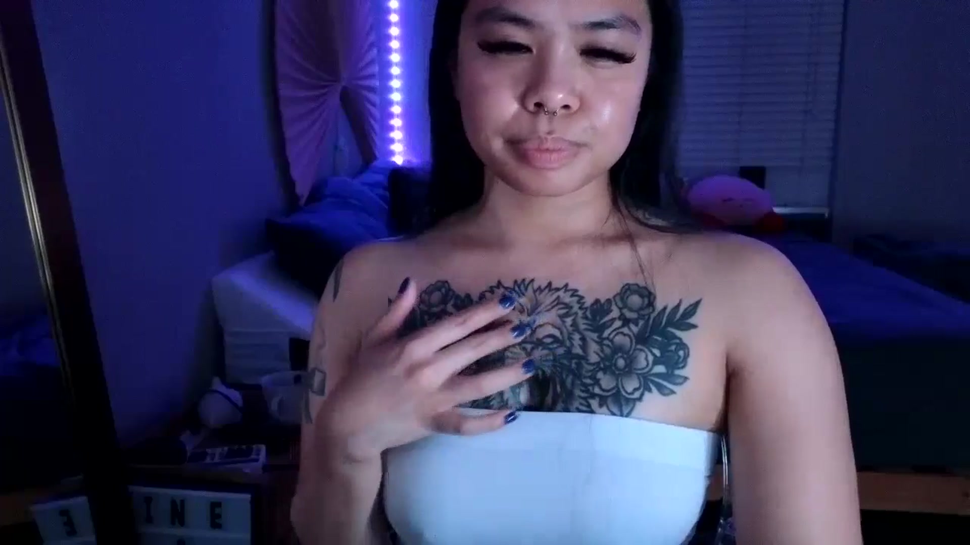 Gallery image thumbnail from dolllface's myfreecams stream on, 12/19/2024, 09:06 image 2 of 20