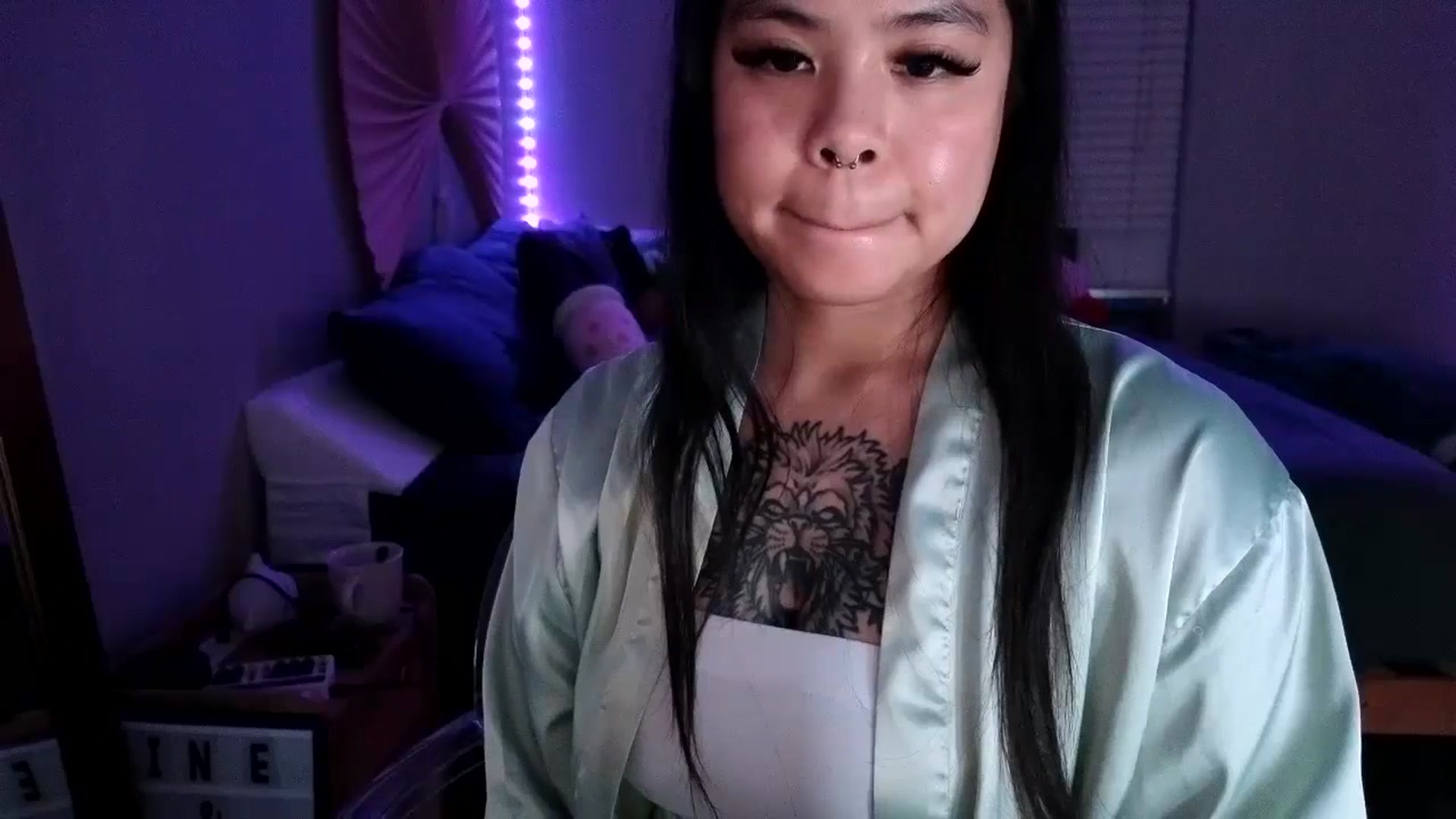 Gallery image thumbnail from dolllface's myfreecams stream on, 12/19/2024, 09:06 image 18 of 20