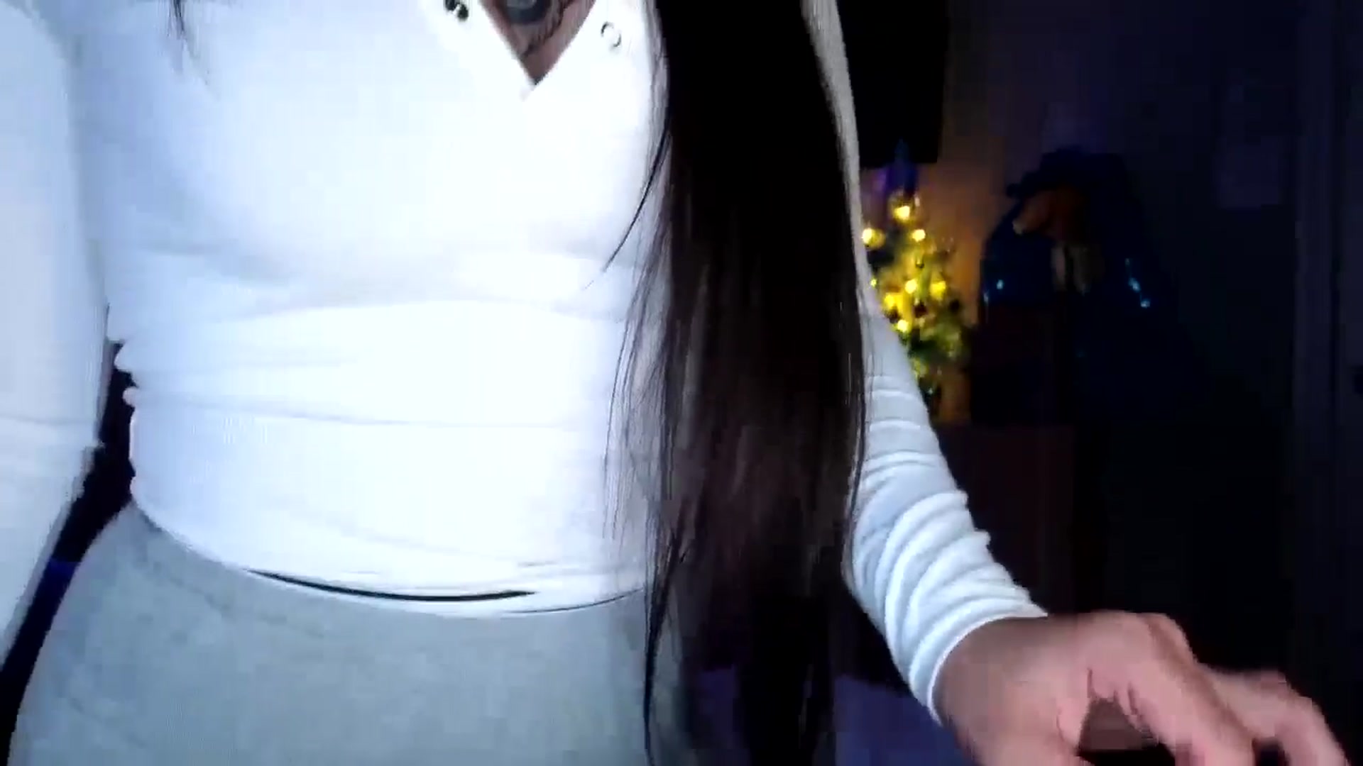 Gallery image thumbnail from dolllface's myfreecams stream on, 12/20/2024, 12:36 image 2 of 20