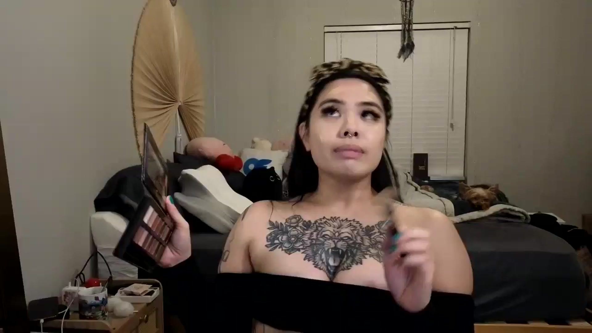 Gallery image thumbnail from dolllface's myfreecams stream on, 12/30/2024, 02:22 image 6 of 20
