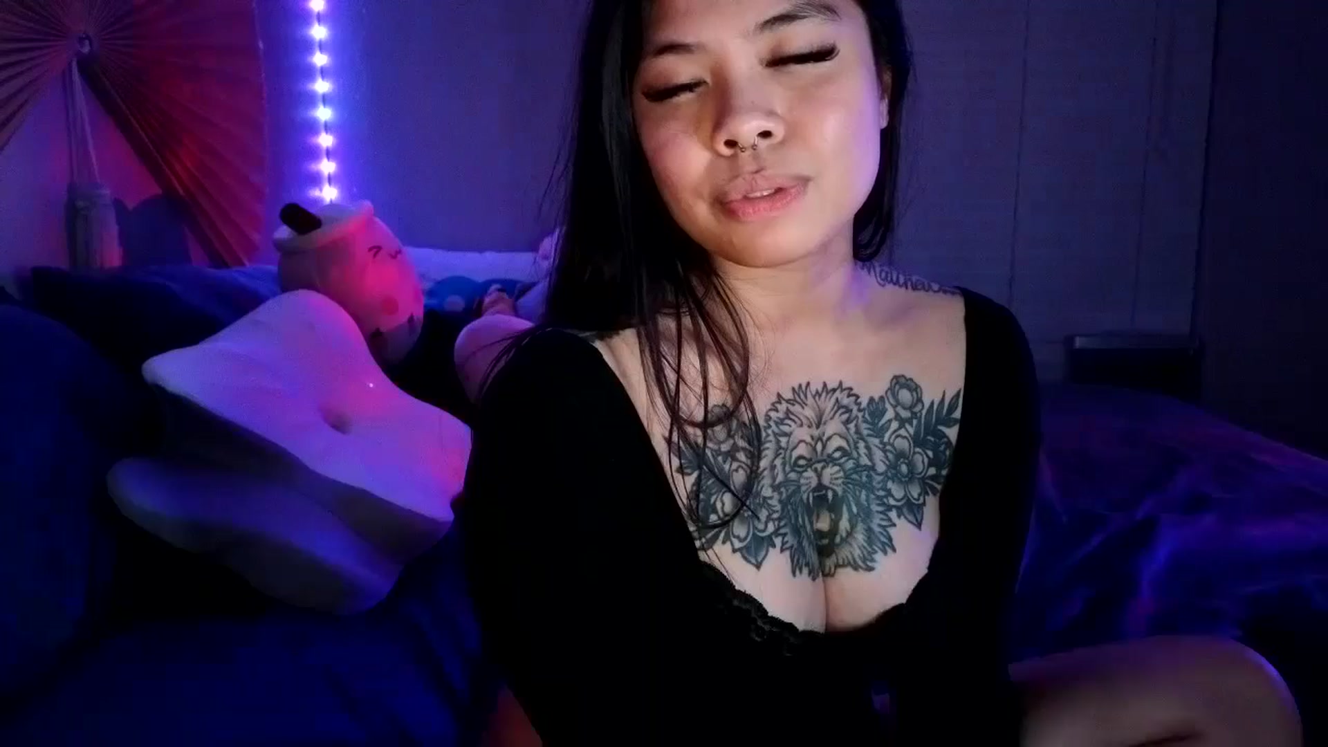 Gallery image thumbnail from dolllface's myfreecams stream on, 12/31/2024, 12:16 image 11 of 20