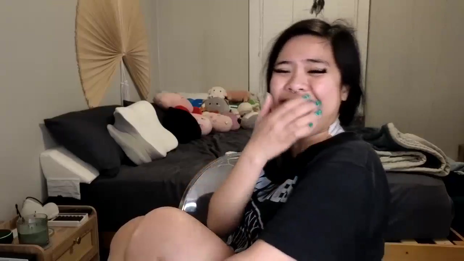 Gallery image thumbnail from dolllface's myfreecams stream on, 01/01/2025, 03:46 image 3 of 20