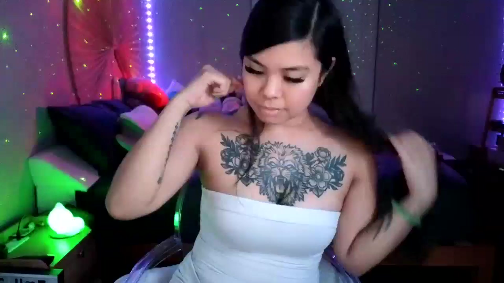 Gallery image thumbnail from dolllface's myfreecams stream on, 01/04/2025, 11:11 image 1 of 20