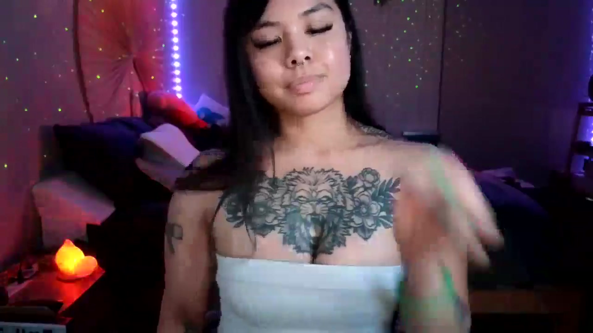 Gallery image thumbnail from dolllface's myfreecams stream on, 01/04/2025, 11:11 image 3 of 20