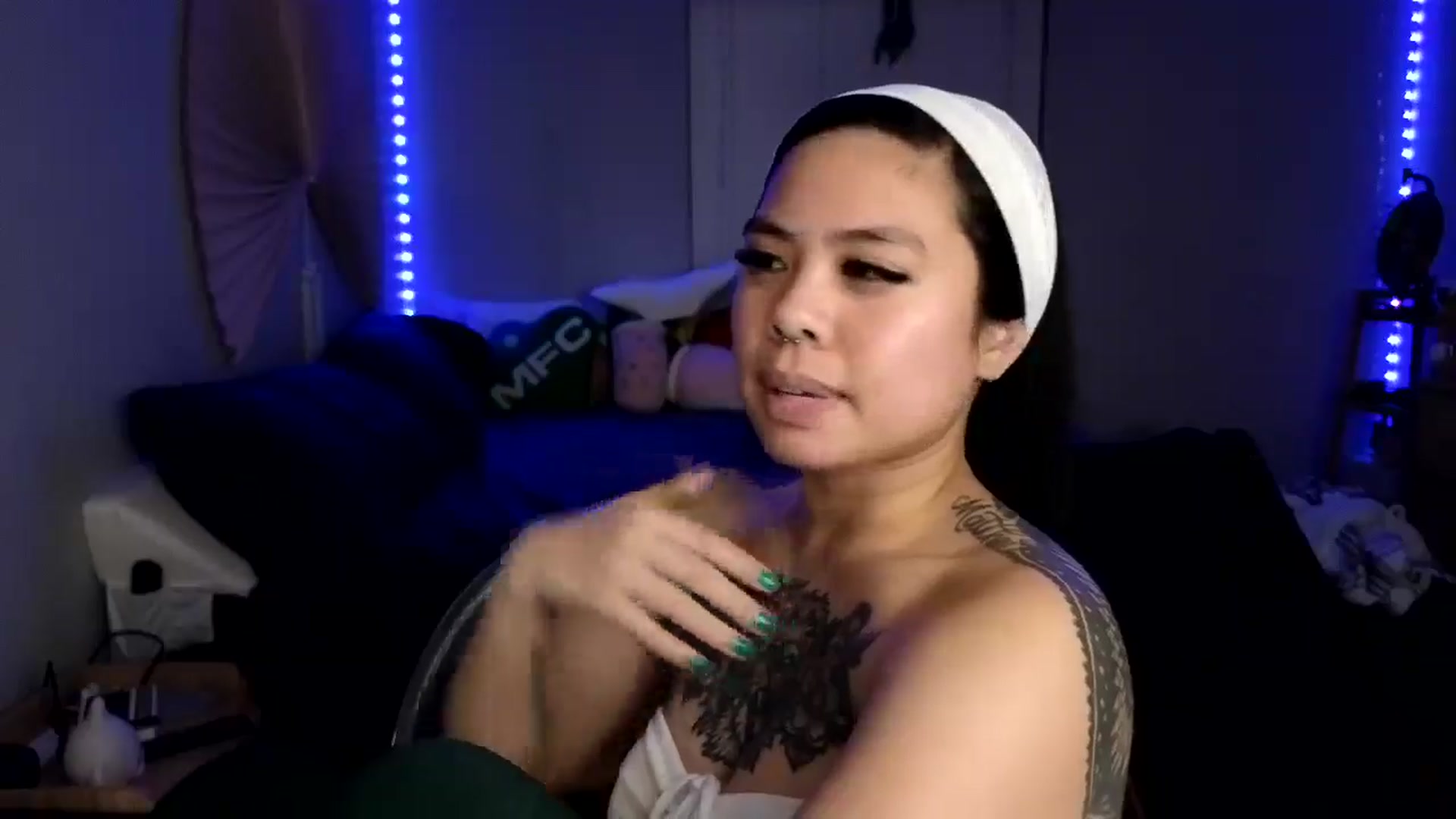 Gallery image thumbnail from dolllface's myfreecams stream on, 01/10/2025, 14:03 image 5 of 20