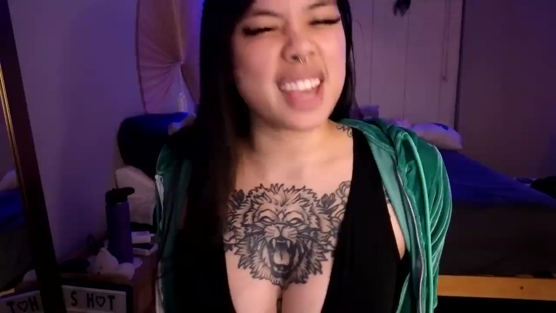 Gallery image thumbnail from dolllface's myfreecams stream on, 01/15/2025, 12:32 image 4 of 20