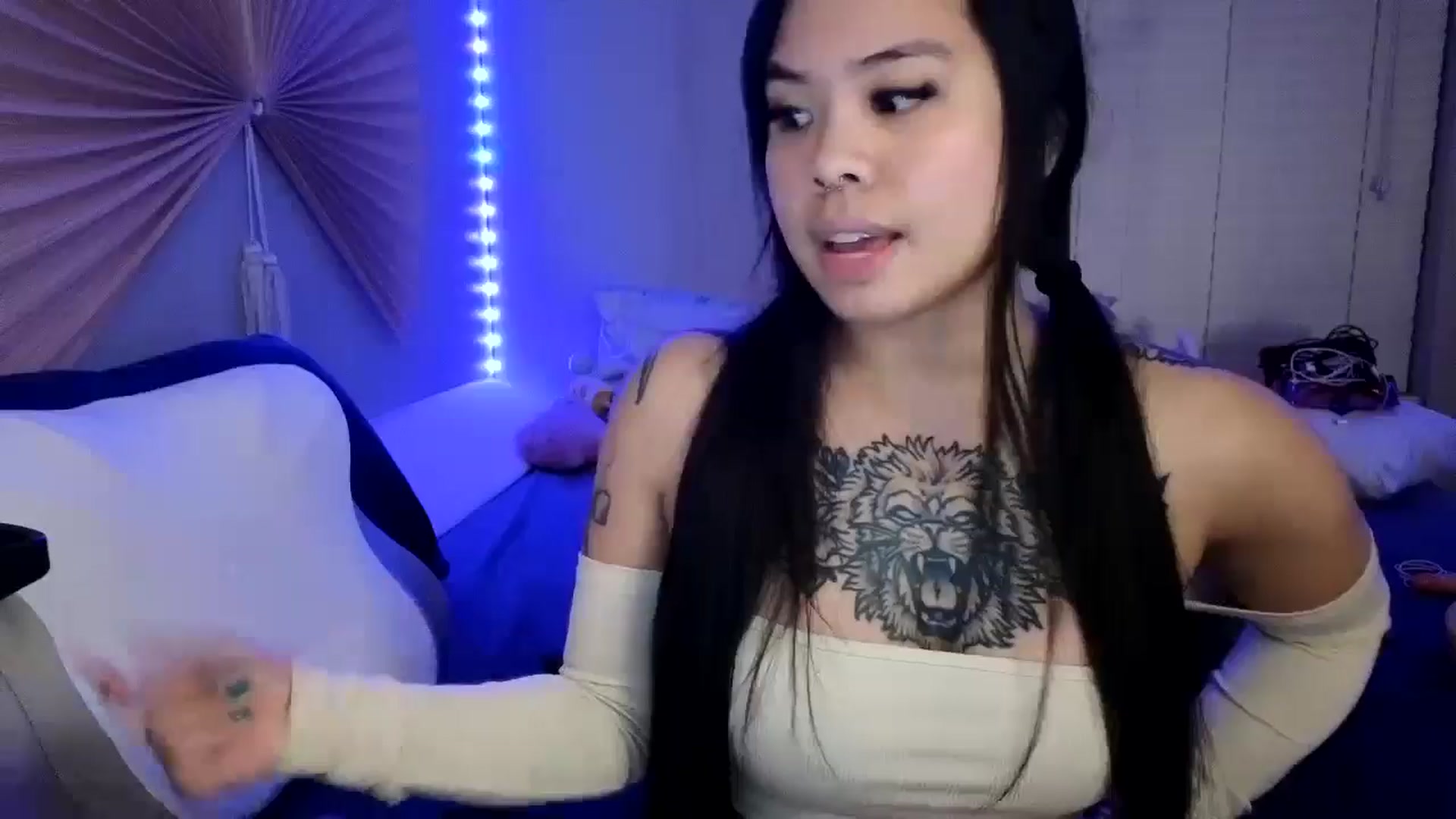 Gallery image thumbnail from dolllface's myfreecams stream on, 01/16/2025, 11:57 image 4 of 20