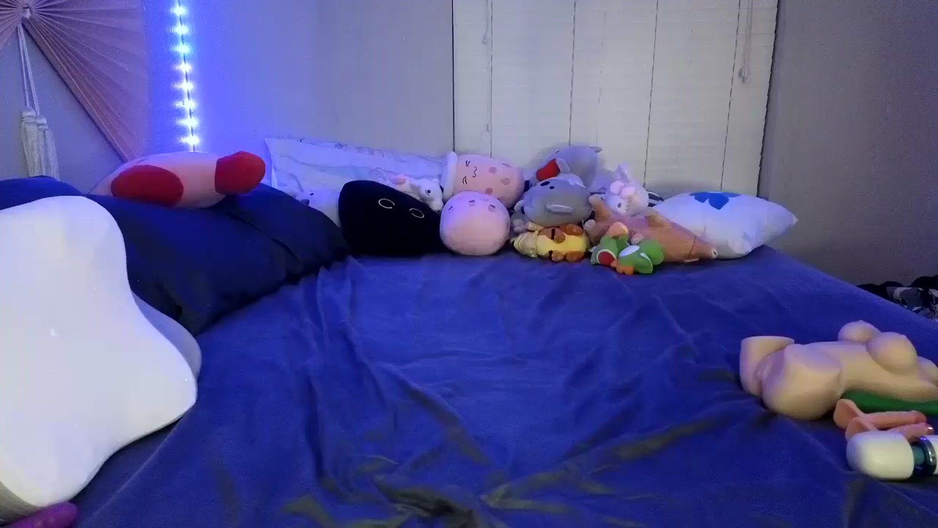 Gallery image thumbnail from dolllface's myfreecams stream on, 01/16/2025, 11:57 image 10 of 20