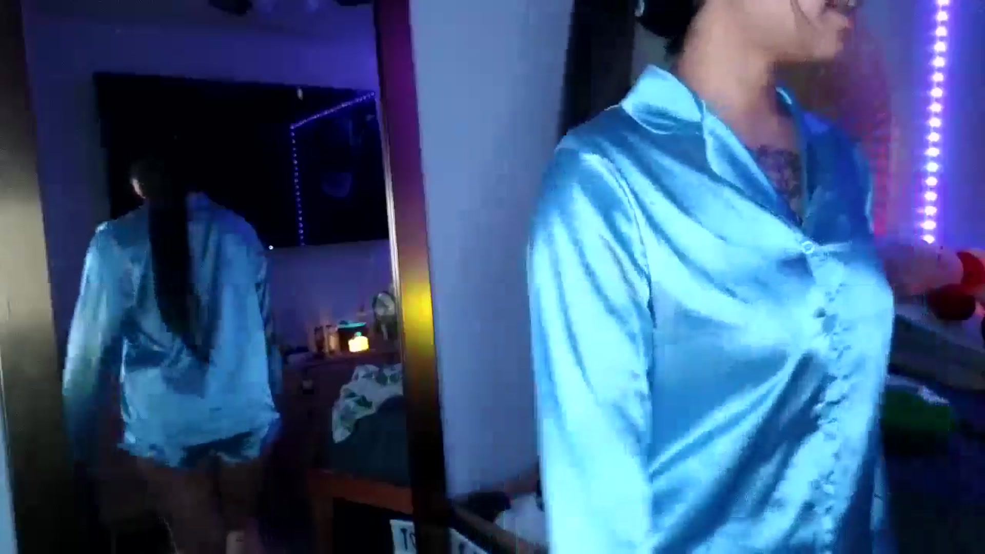 Gallery image thumbnail from dolllface's myfreecams stream on, 01/17/2025, 12:35 image 4 of 20