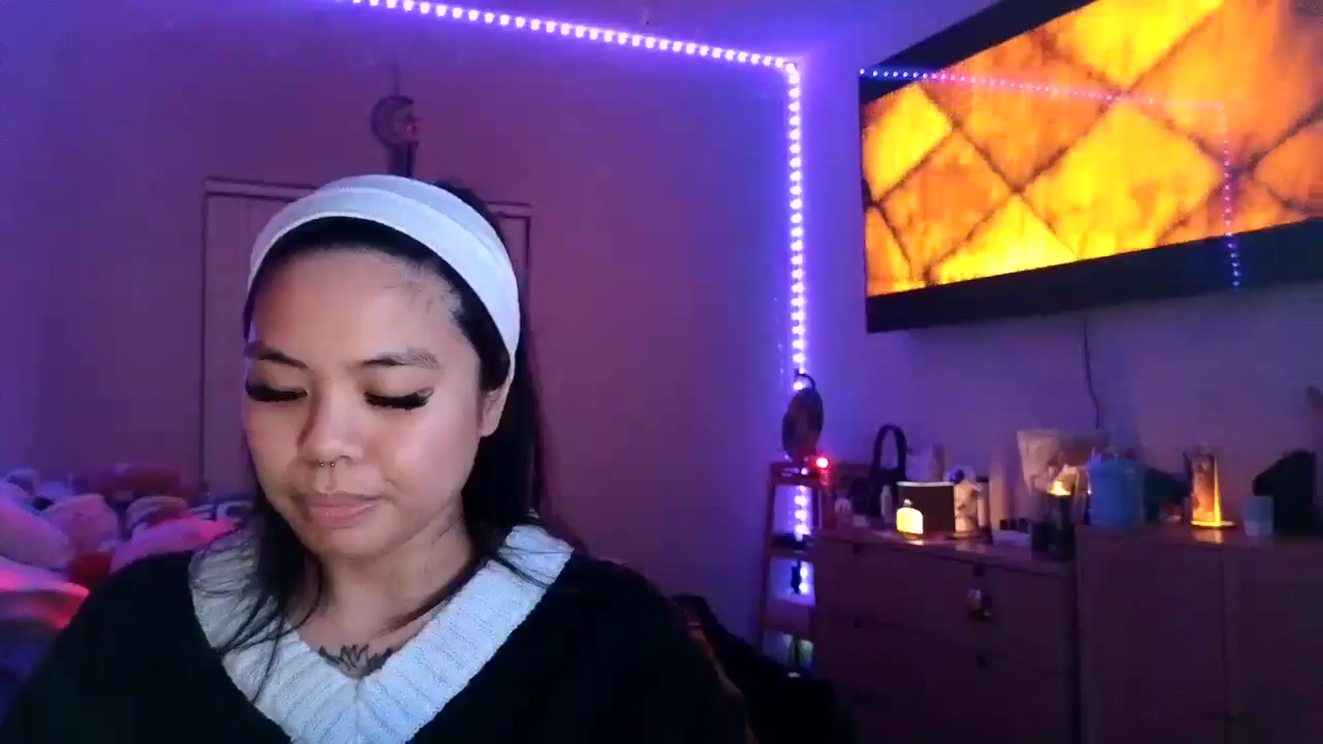 Gallery image thumbnail from dolllface's myfreecams stream on, 01/18/2025, 12:47 image 3 of 20