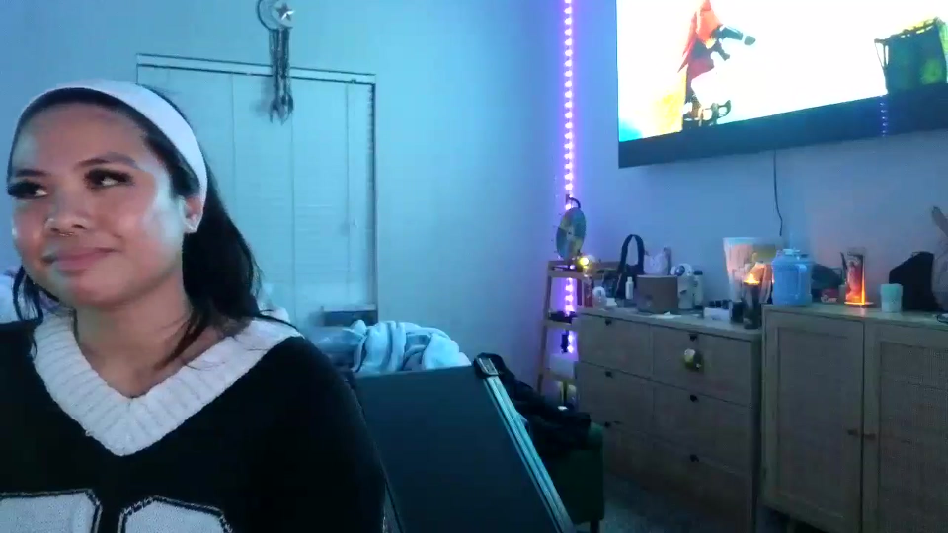 Gallery image thumbnail from dolllface's myfreecams stream on, 01/18/2025, 12:47 image 9 of 20