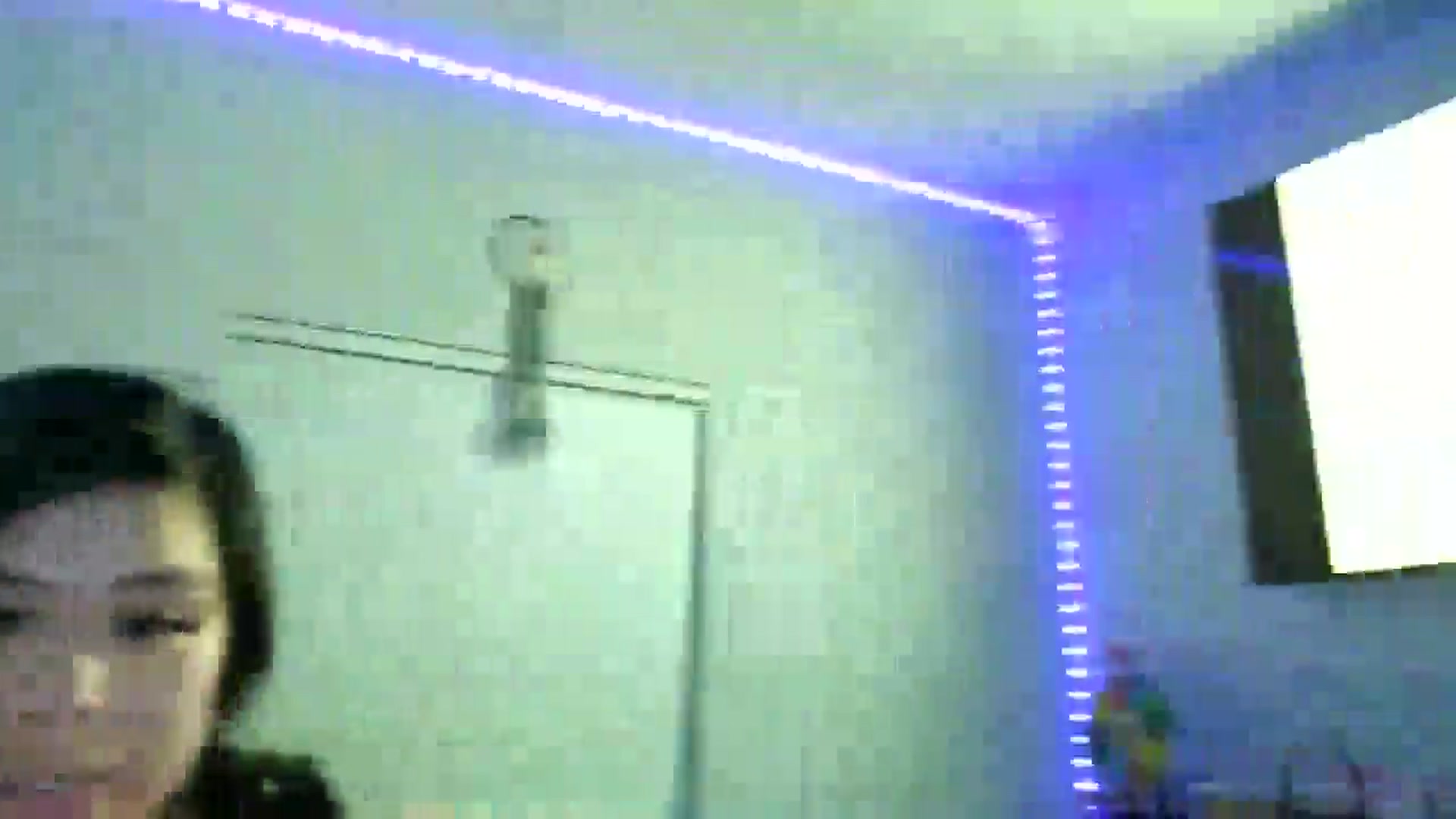 Gallery image thumbnail from dolllface's myfreecams stream on, 01/31/2025, 11:07 image 17 of 20