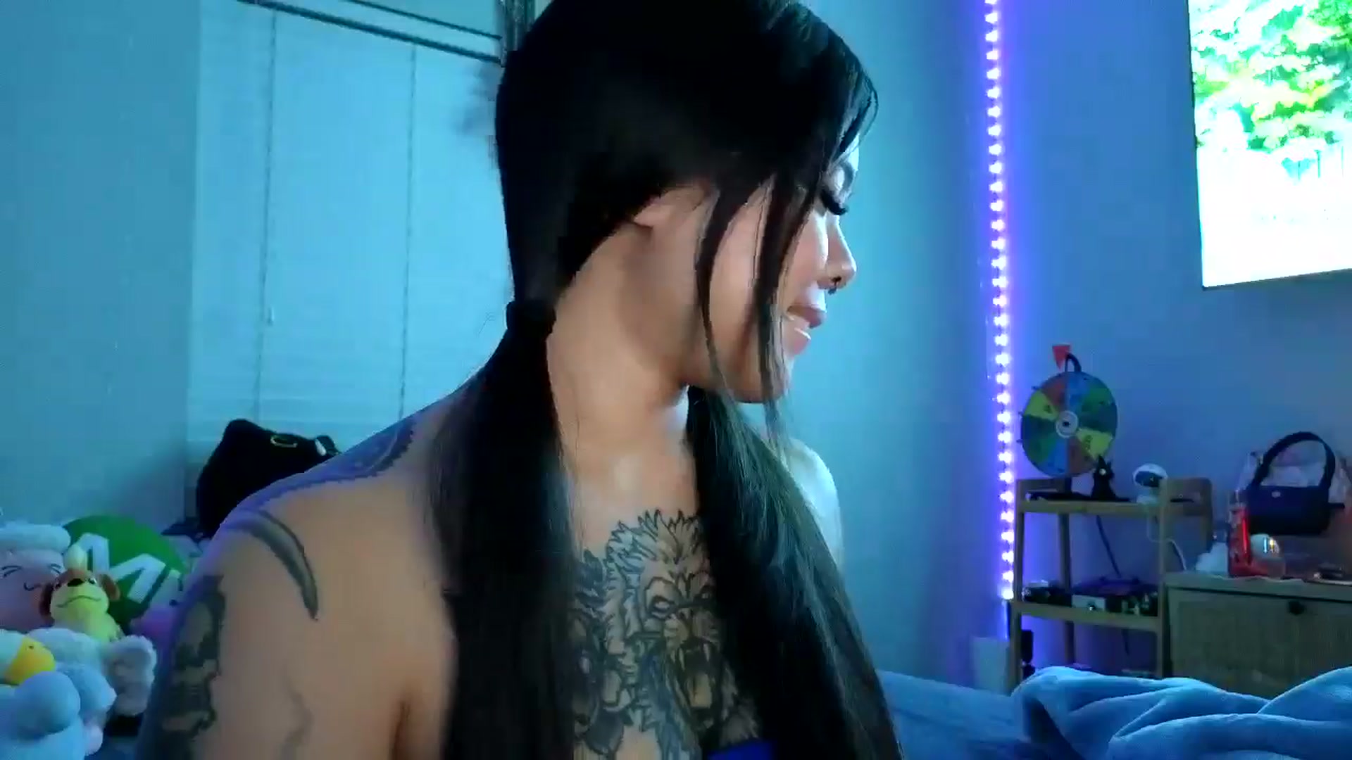 Gallery image thumbnail from dolllface's myfreecams stream on, 02/03/2025, 11:14 image 4 of 20