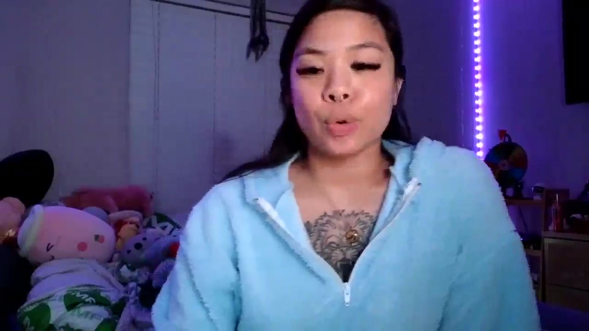 Gallery image thumbnail from dolllface's myfreecams stream on, 02/20/2025, 07:20 image 3 of 20