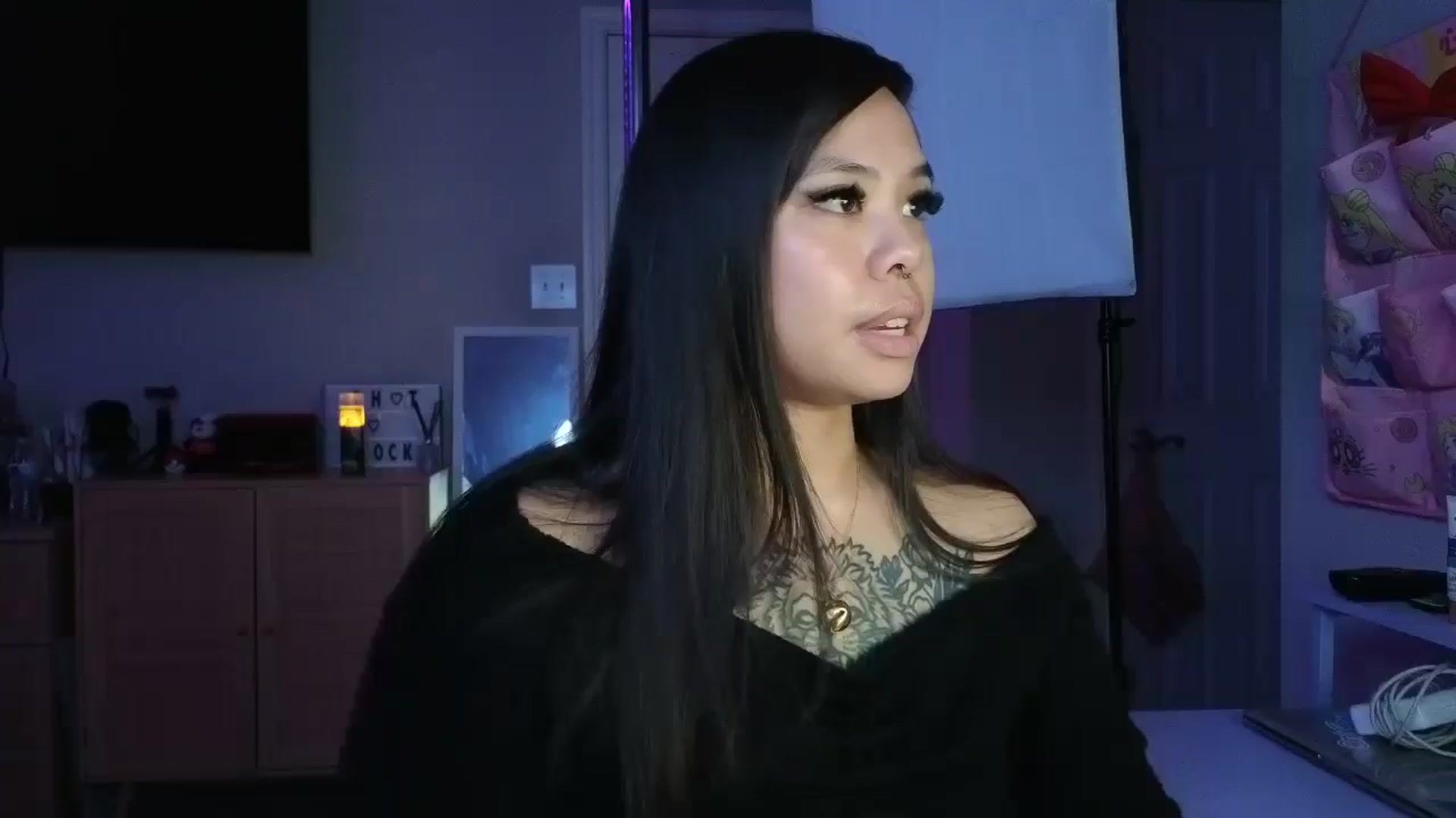 Gallery image thumbnail from dolllface's myfreecams stream on, 02/25/2025, 09:19 image 1 of 20