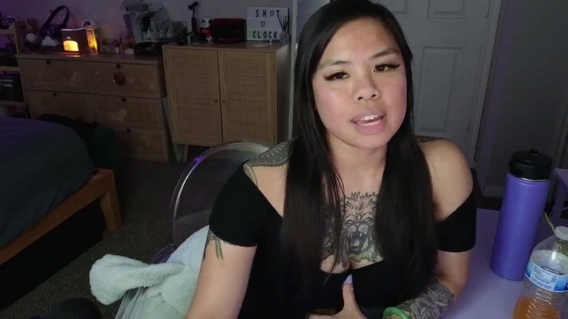 Gallery image thumbnail from dolllface's myfreecams stream on, 03/14/2025, 11:26 image 6 of 20