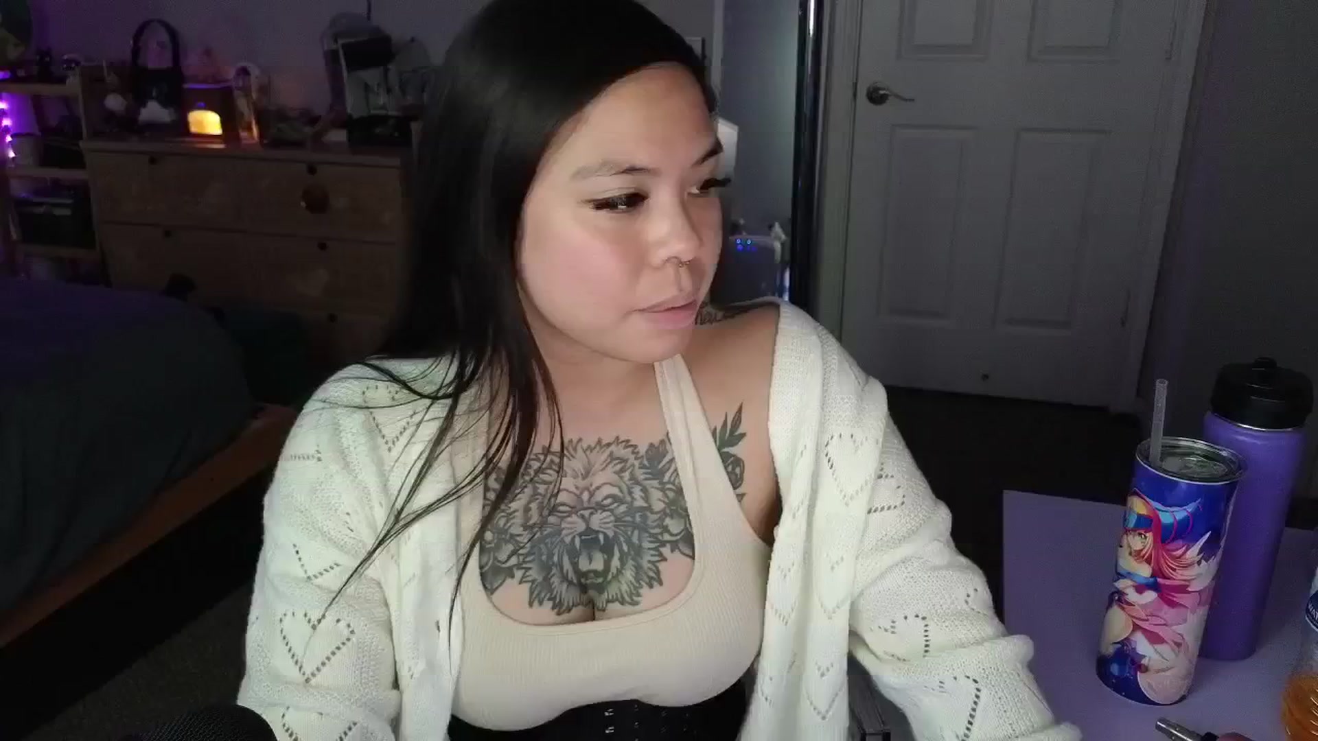 Gallery image thumbnail from dolllface's myfreecams stream on, 03/15/2025, 10:11 image 1 of 20