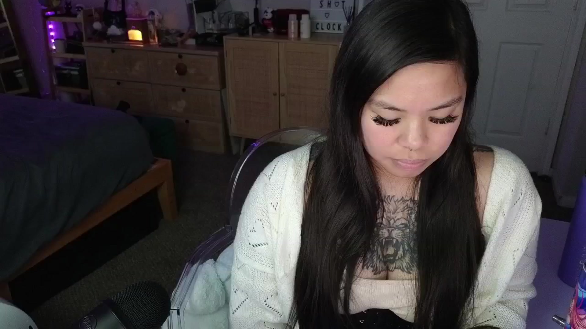 Gallery image thumbnail from dolllface's myfreecams stream on, 03/15/2025, 10:11 image 5 of 20