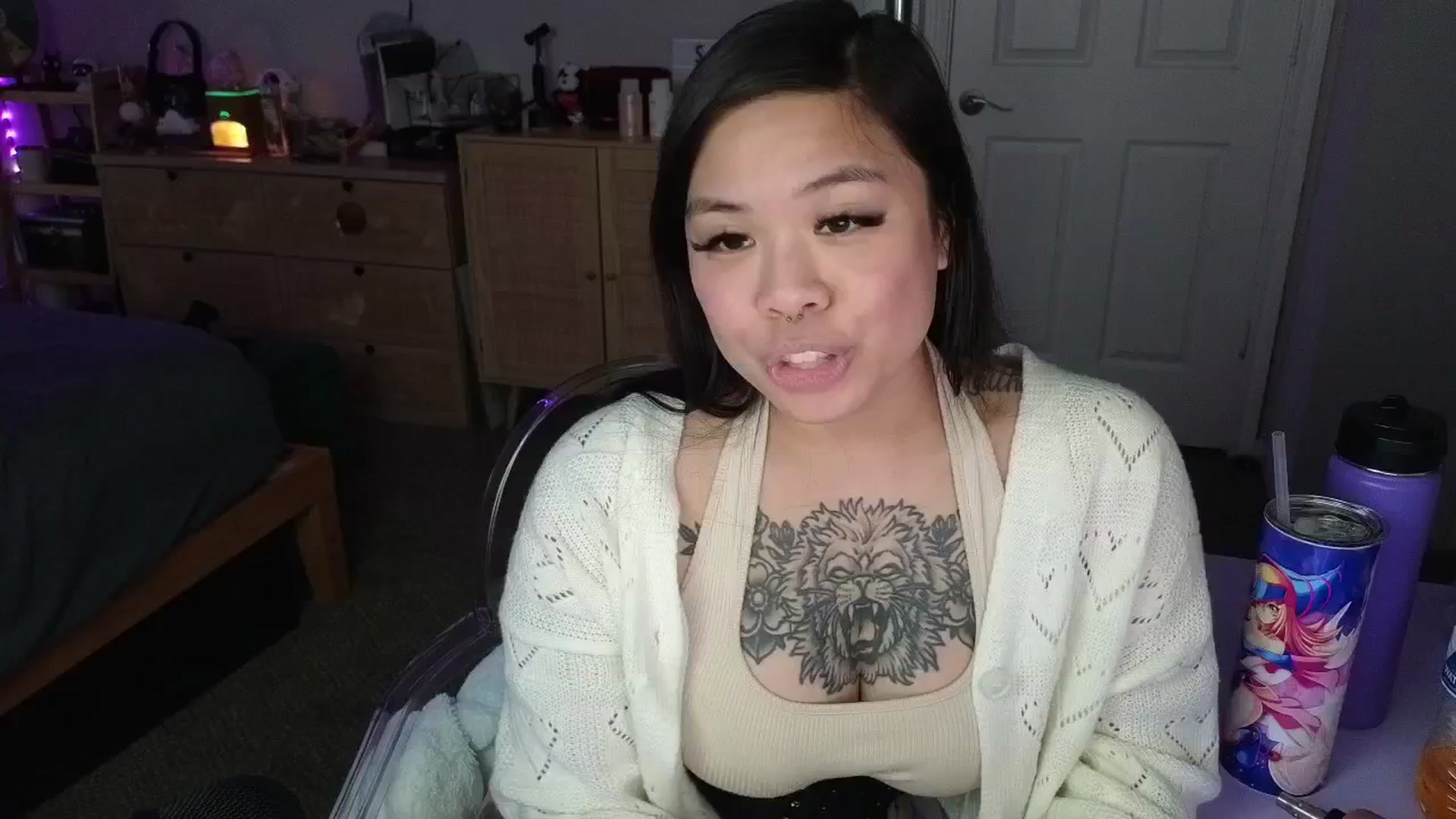 Gallery image thumbnail from dolllface's myfreecams stream on, 03/15/2025, 10:11 image 2 of 20
