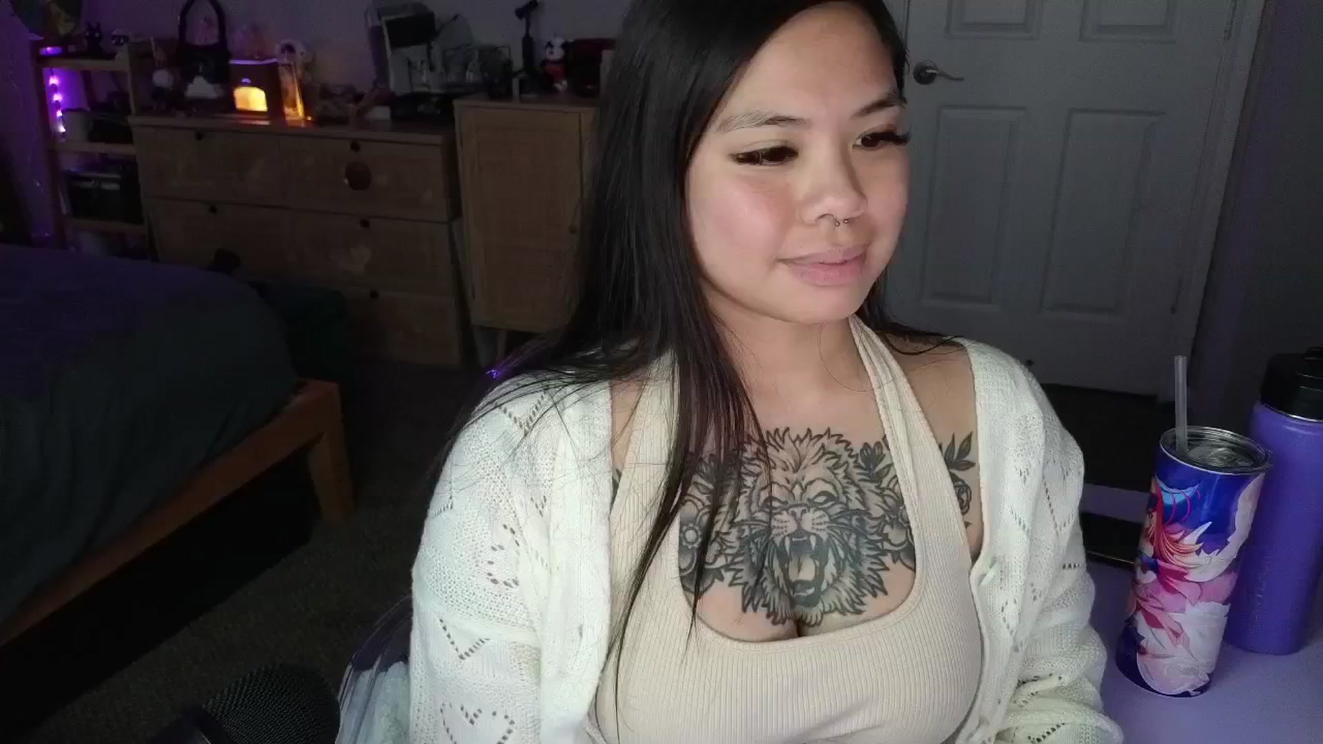 Gallery image thumbnail from dolllface's myfreecams stream on, 03/15/2025, 10:11 image 19 of 20