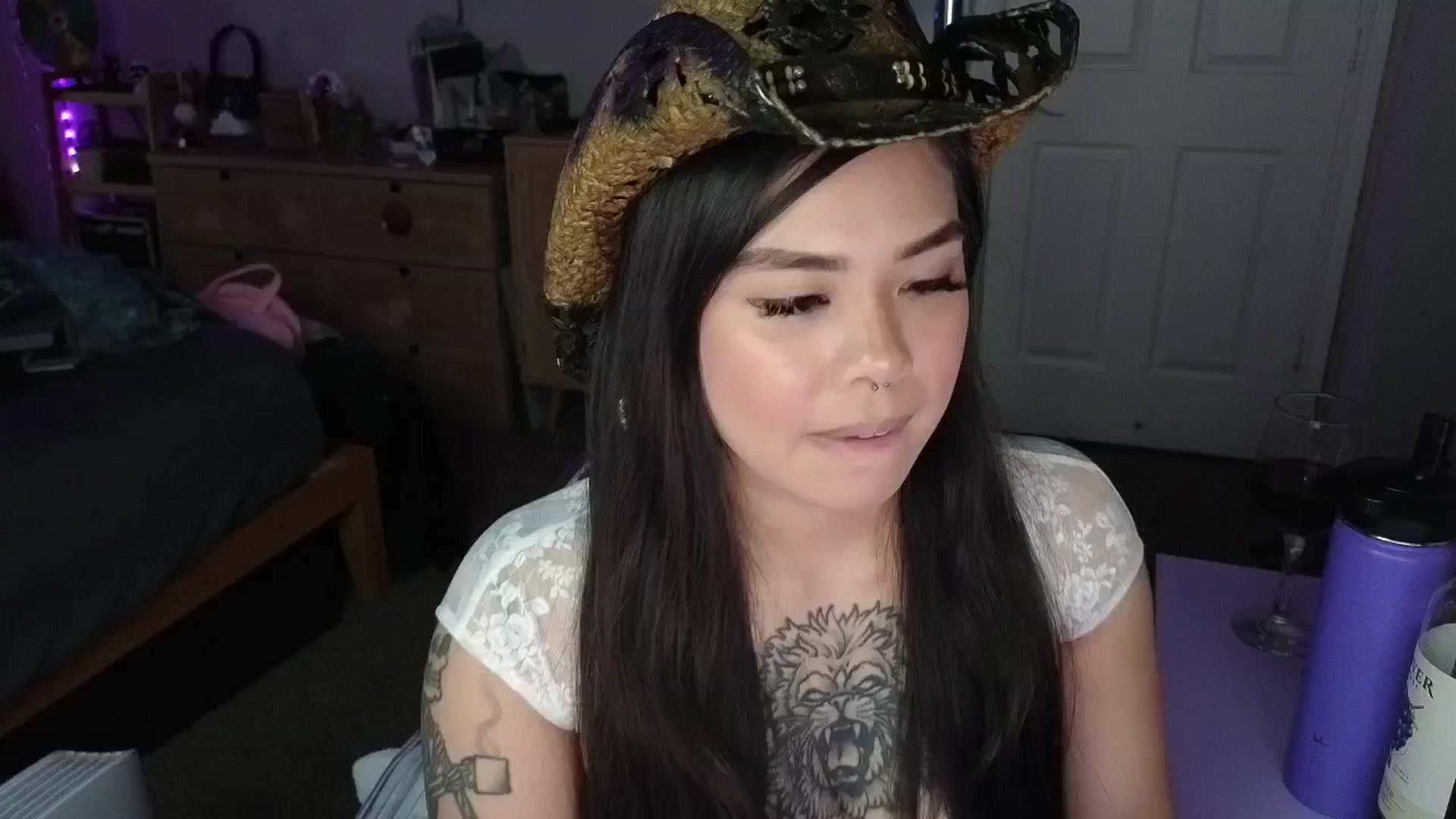 Gallery image thumbnail from dolllface's myfreecams stream on, 03/20/2025, 09:00 image 10 of 20