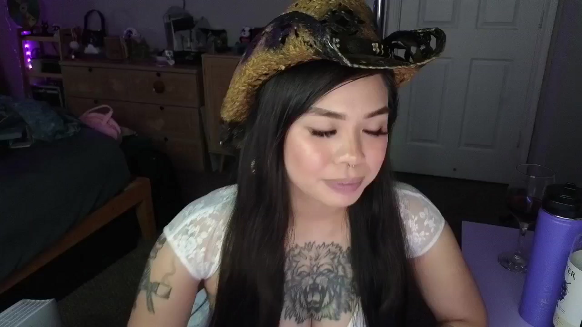 Gallery image thumbnail from dolllface's myfreecams stream on, 03/20/2025, 09:00 image 13 of 20