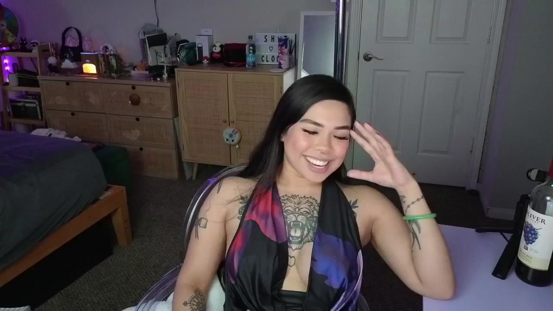 Gallery image thumbnail from dolllface's myfreecams stream on, 03/21/2025, 07:04 image 8 of 20