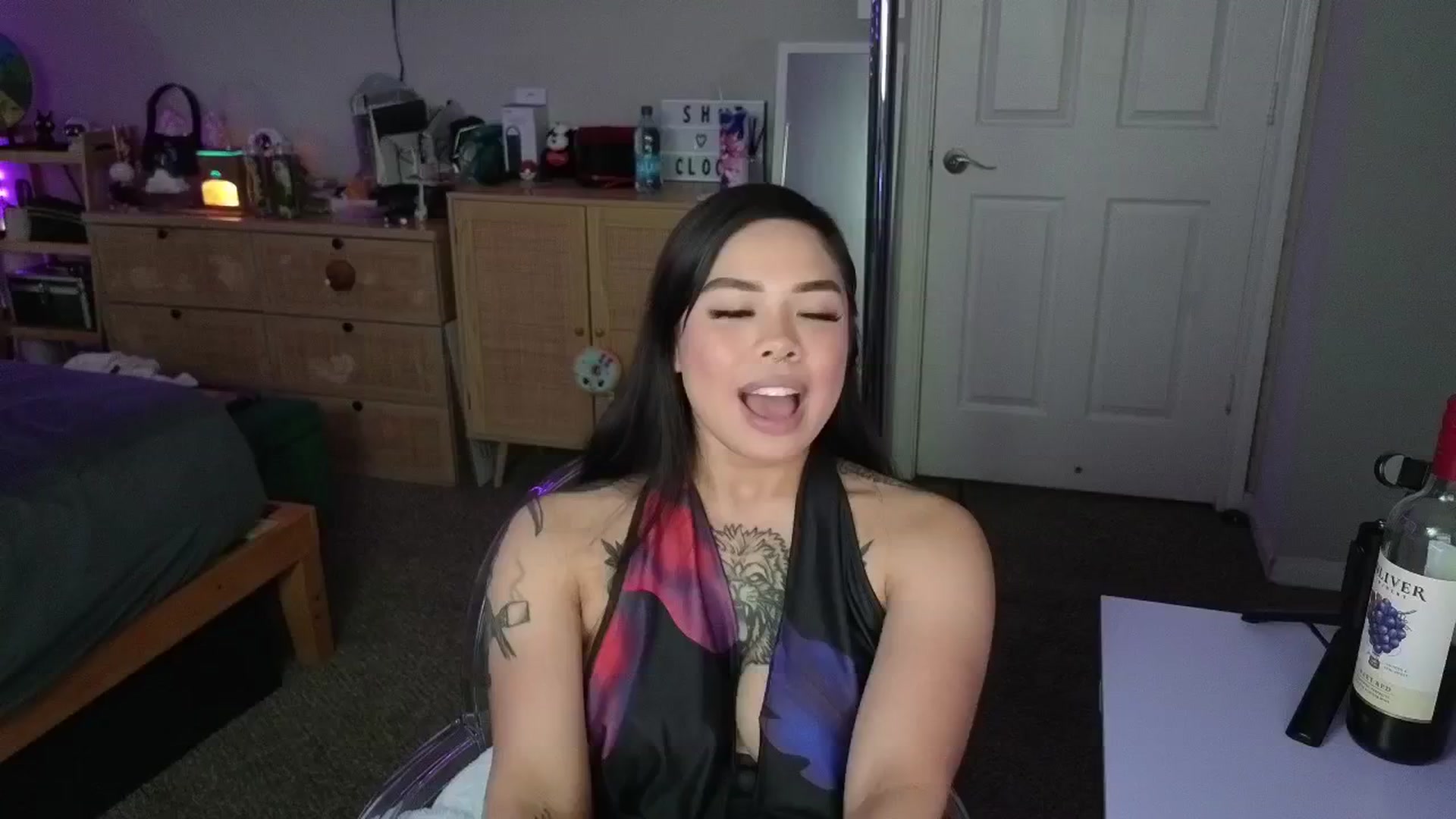 Gallery image thumbnail from dolllface's myfreecams stream on, 03/21/2025, 07:04 image 14 of 20