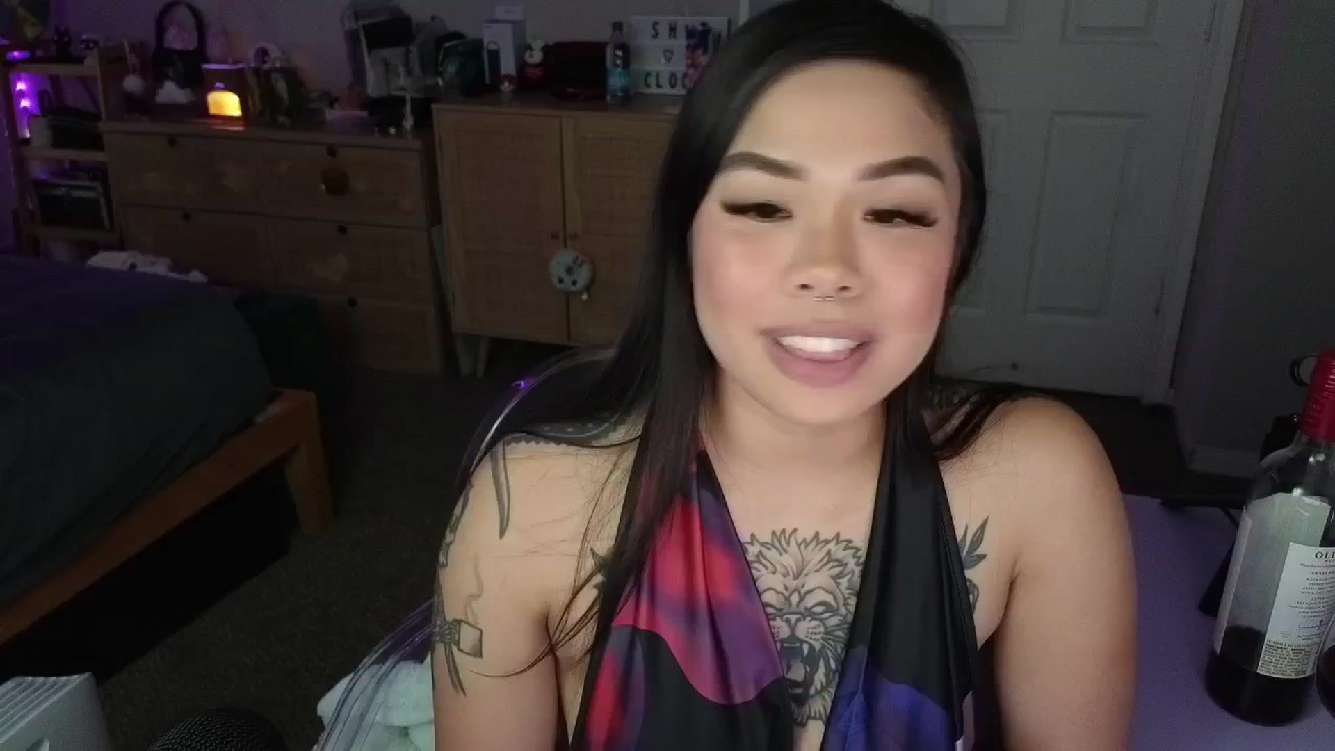 Gallery image thumbnail from dolllface's myfreecams stream on, 03/21/2025, 11:08 image 5 of 20