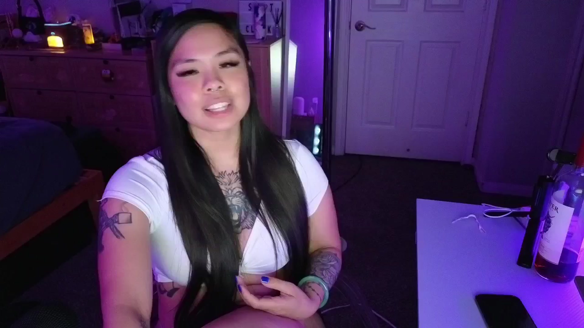 Gallery image thumbnail from dolllface's myfreecams stream on, 03/25/2025, 05:43 image 1 of 20
