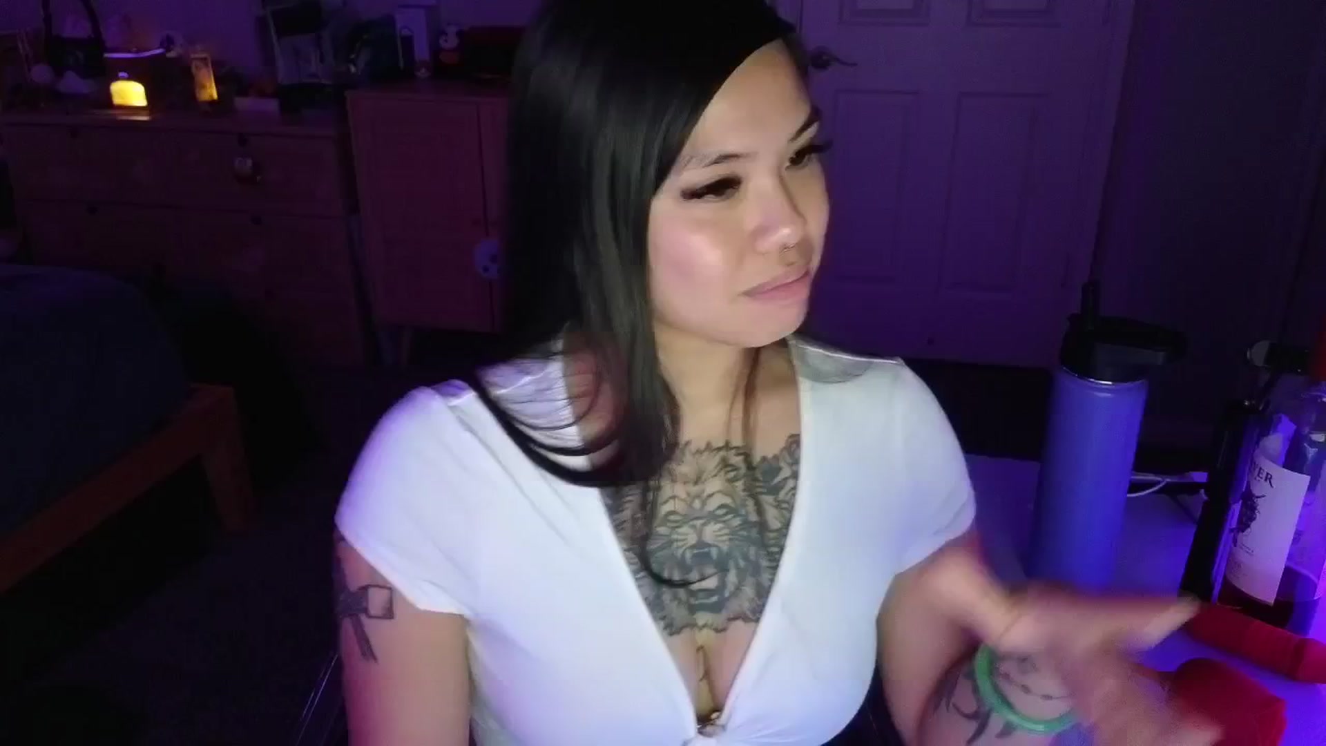 Gallery image thumbnail from dolllface's myfreecams stream on, 03/25/2025, 08:13 image 18 of 20