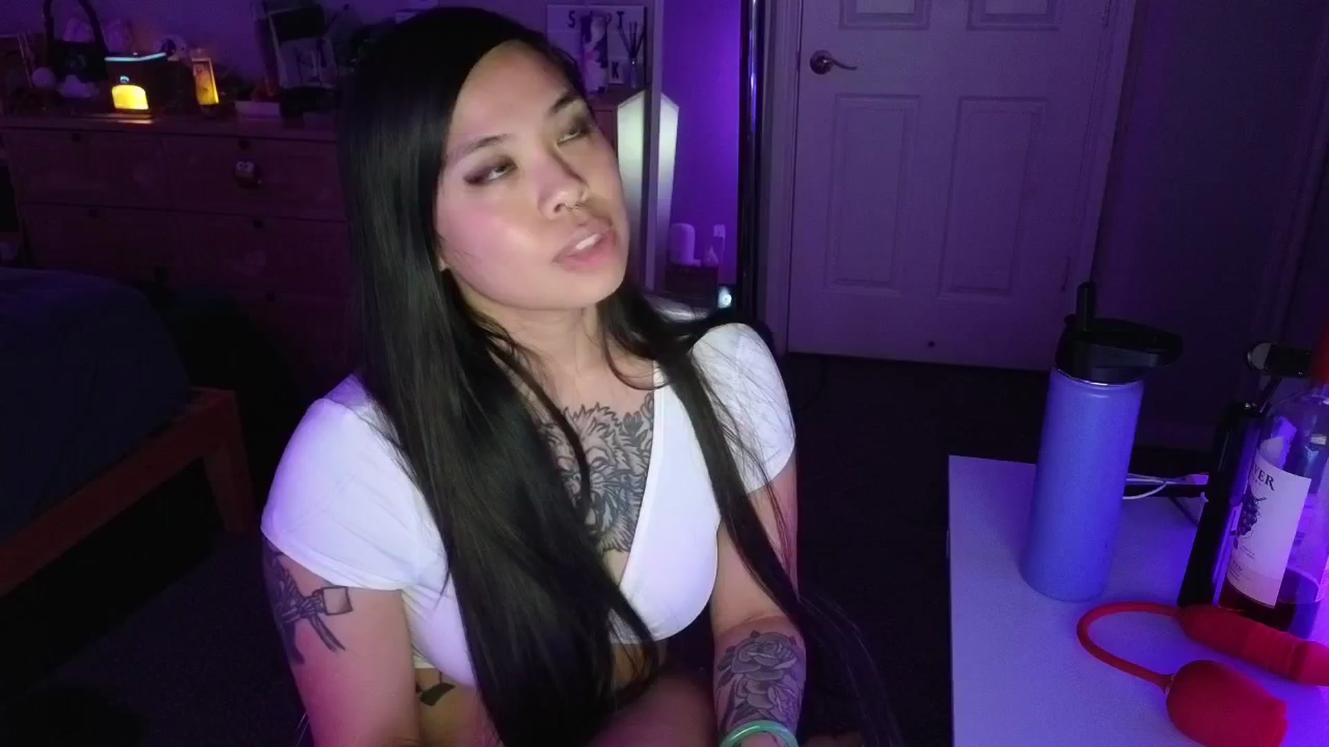 Gallery image thumbnail from dolllface's myfreecams stream on, 03/25/2025, 08:13 image 14 of 20