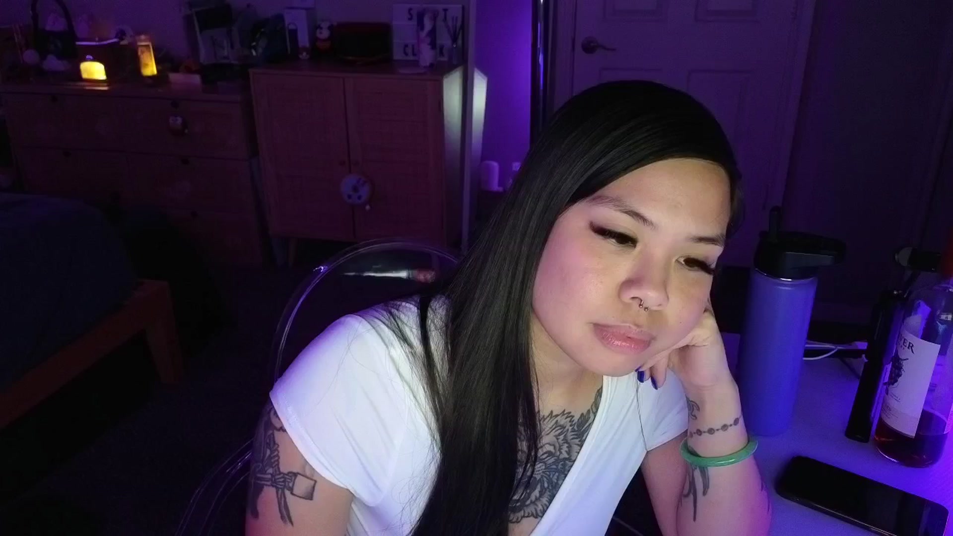 Gallery image thumbnail from dolllface's myfreecams stream on, 03/25/2025, 08:13 image 7 of 20