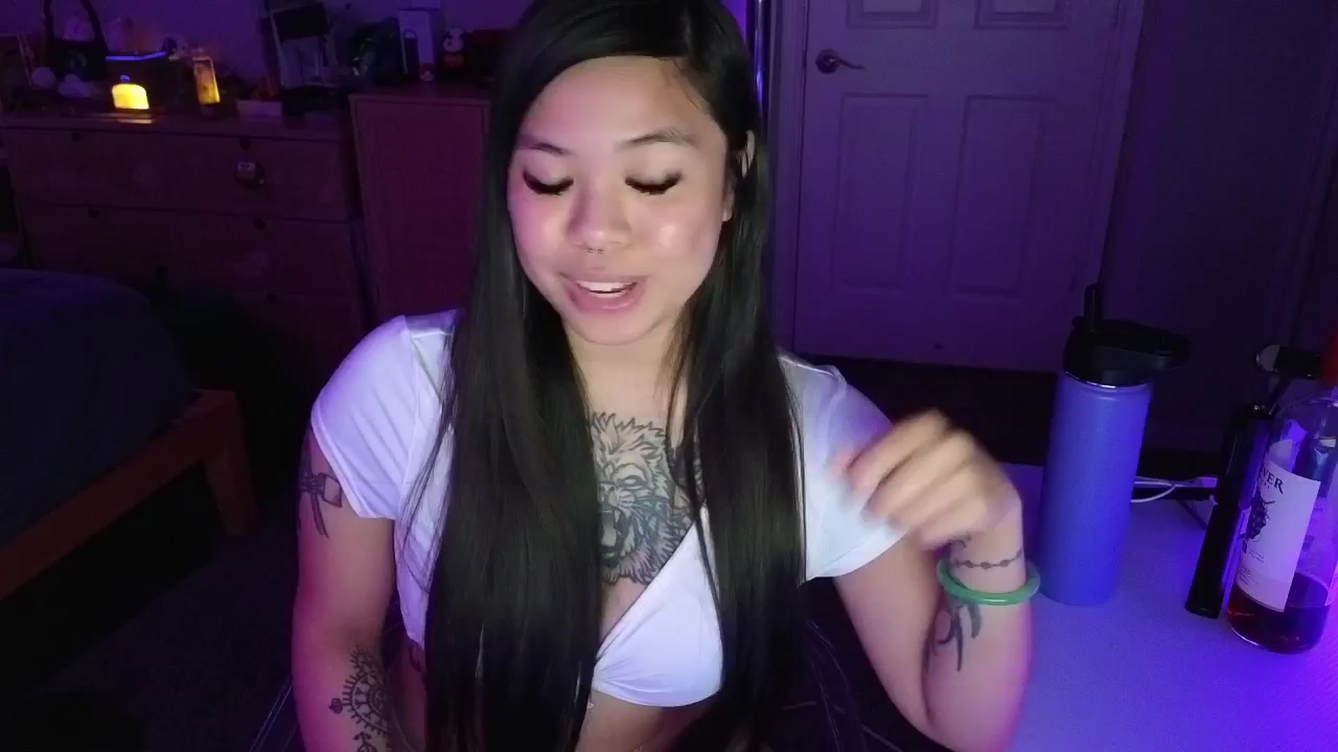 Gallery image thumbnail from dolllface's myfreecams stream on, 03/25/2025, 08:13 image 10 of 20