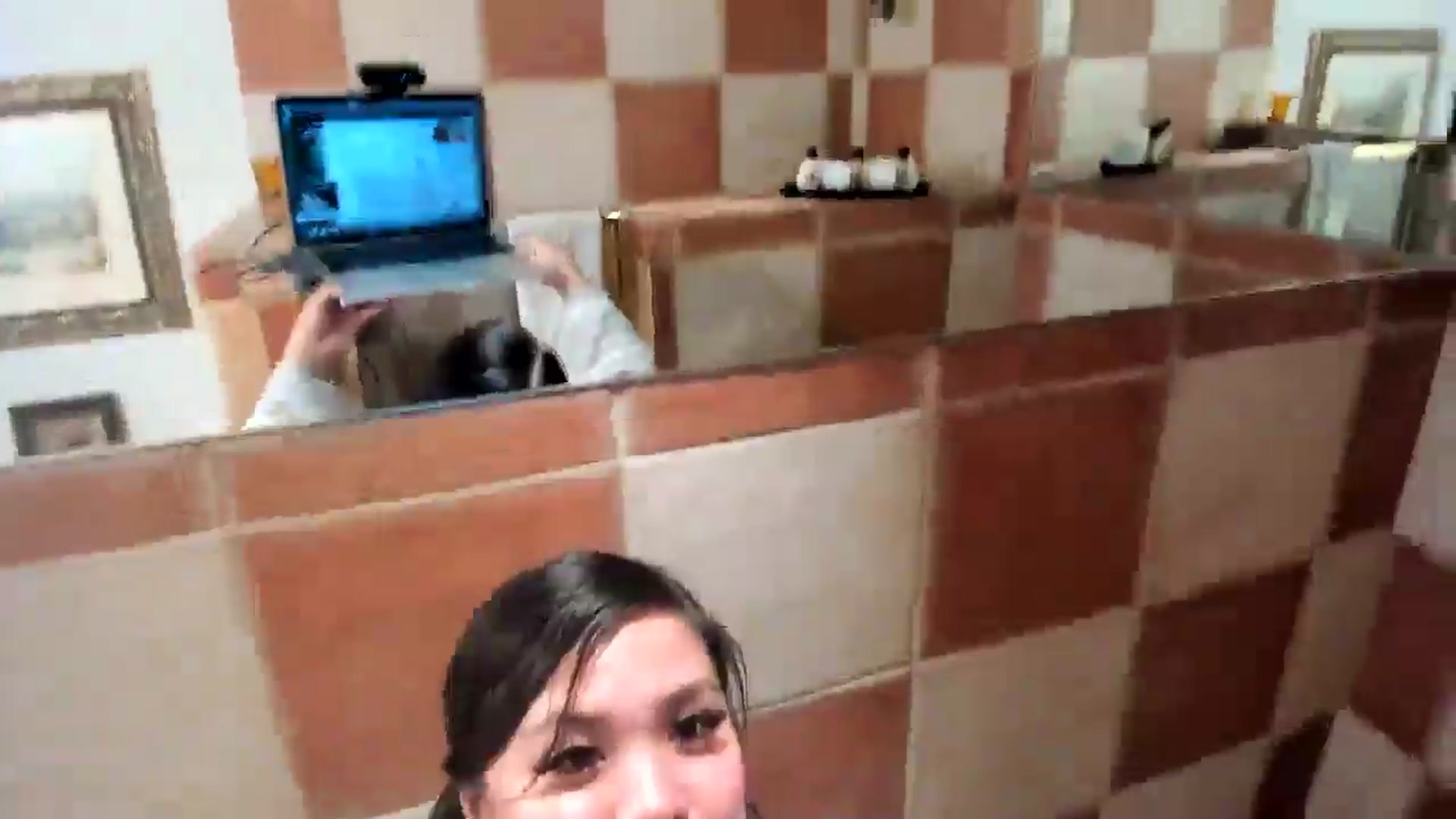 Gallery image thumbnail from dolllface's myfreecams stream on, 04/29/2025, 09:28 image 17 of 20