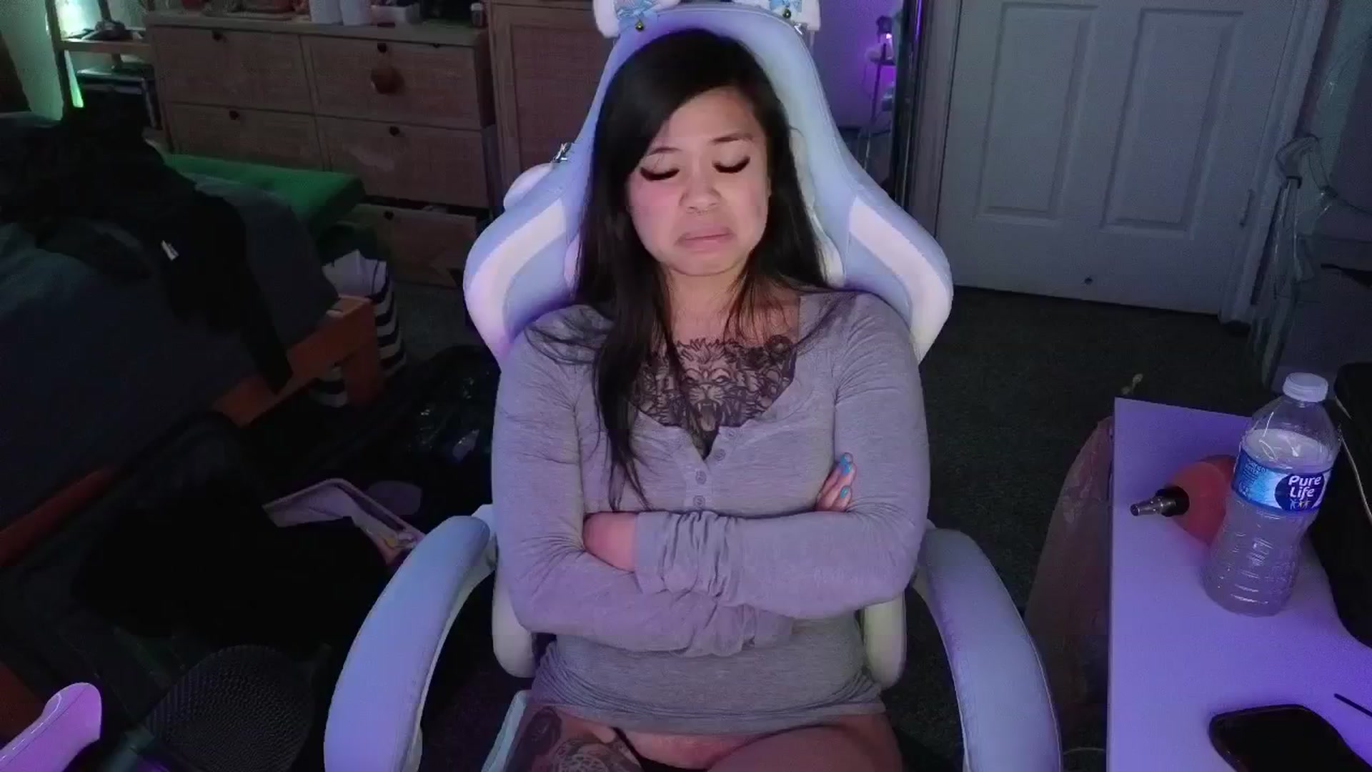 Gallery image thumbnail from dolllface's myfreecams stream on, 05/15/2025, 06:21 image 7 of 20