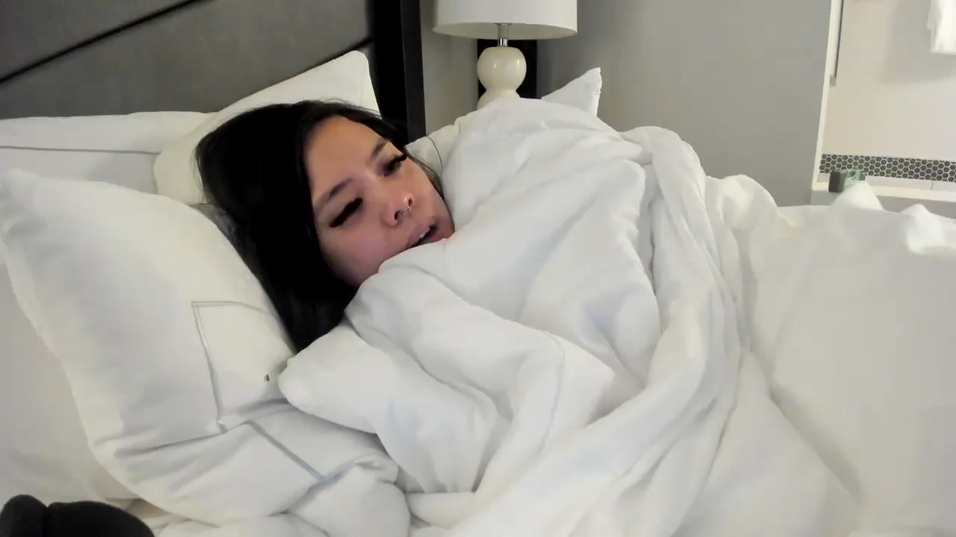 Gallery image thumbnail from dolllface's myfreecams stream on, 05/21/2025, 07:21 image 2 of 20