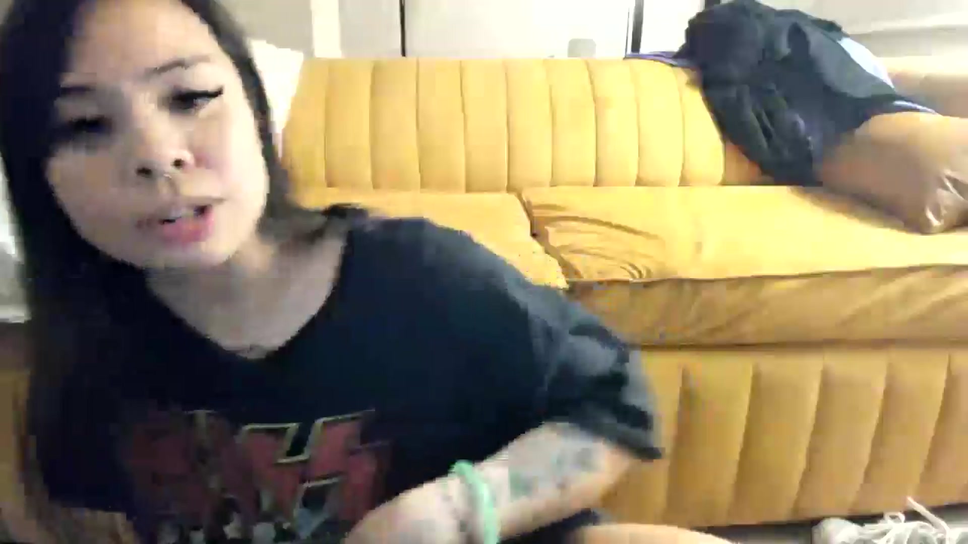 Gallery image thumbnail from dolllface's myfreecams stream on, 05/24/2025, 10:52 image 7 of 20