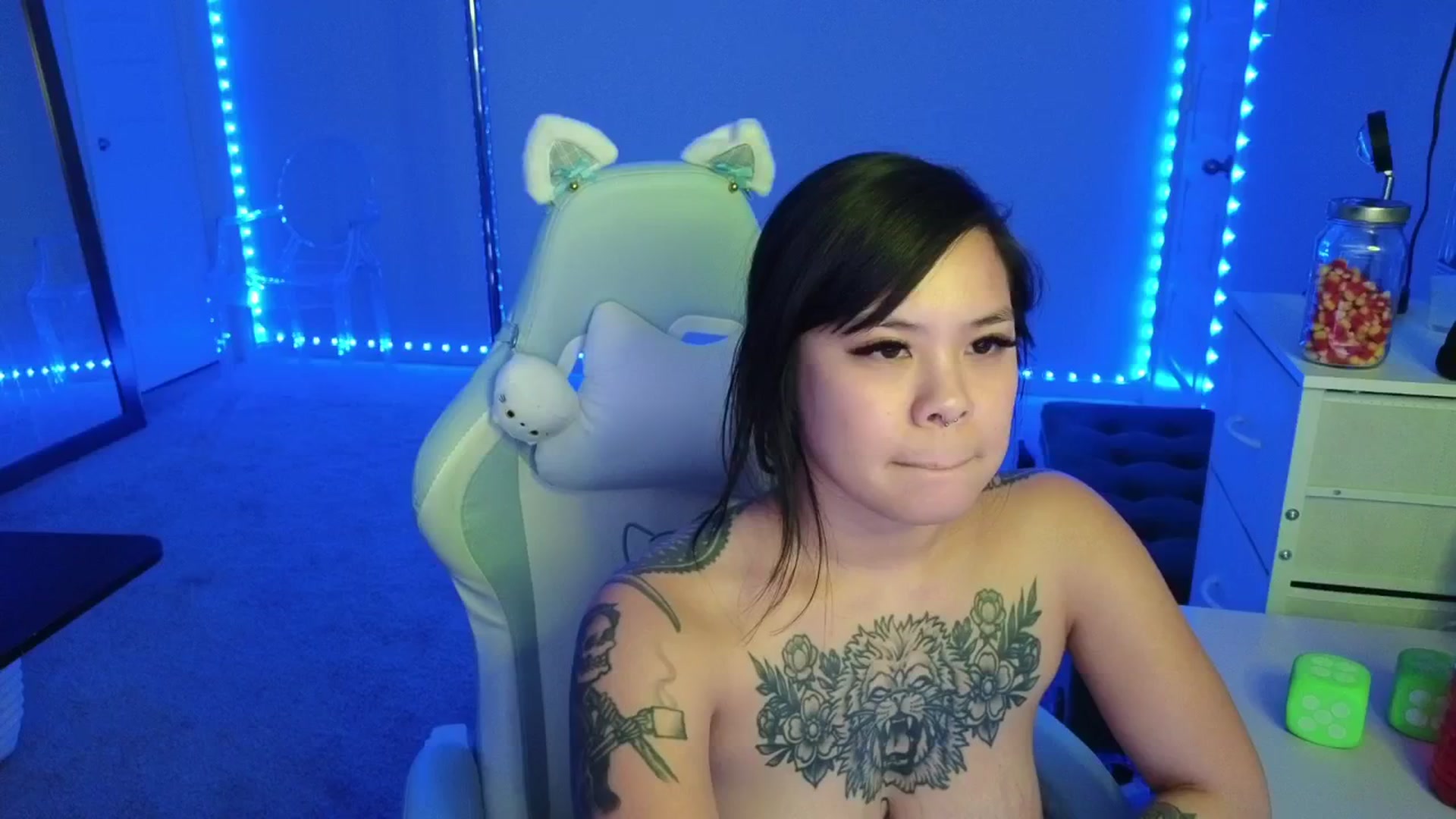 Gallery image thumbnail from dolllface's myfreecams stream on, 11/05/2025, 09:07 image 20 of 20