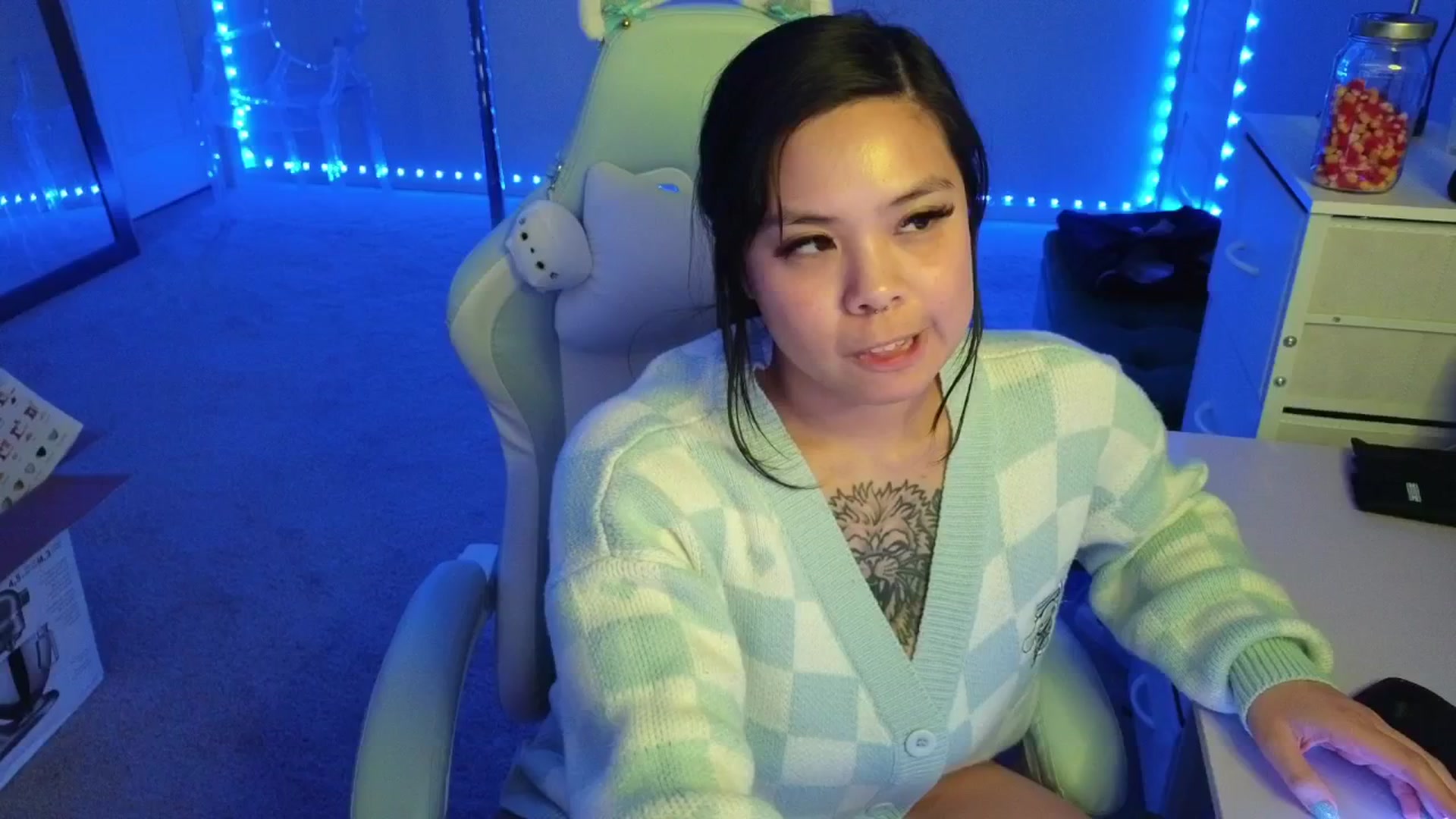 Gallery image thumbnail from dolllface's myfreecams stream on, 11/13/2025, 10:12 image 9 of 20
